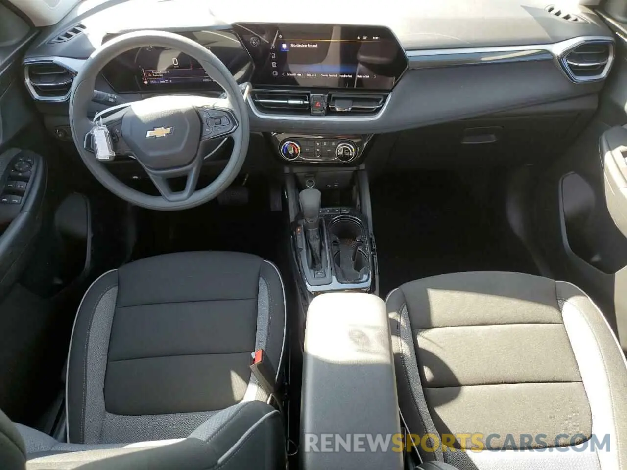 8 Фотография поврежденного автомобиля KL79MRSL0SB185873 CHEVROLET TRAILBLZR 2025