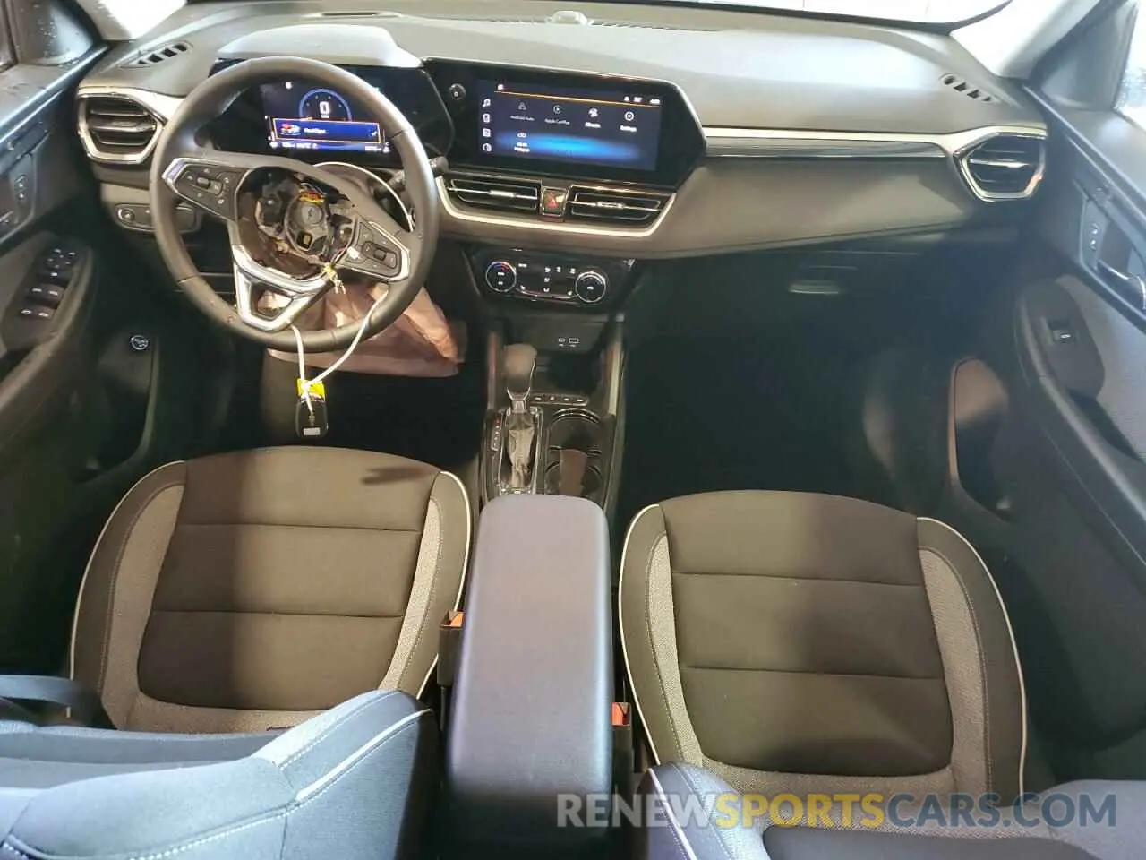 8 Фотография поврежденного автомобиля KL79MRSL7SB019883 CHEVROLET TRAILBLZR 2025