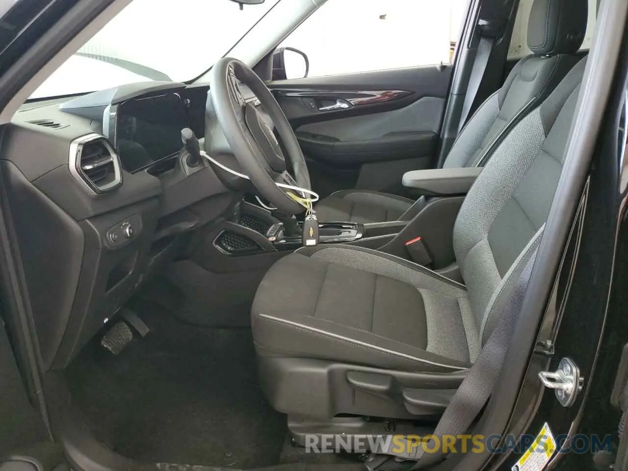7 Photograph of a damaged car KL79MRSLXSB138768 CHEVROLET TRAILBLZR 2025