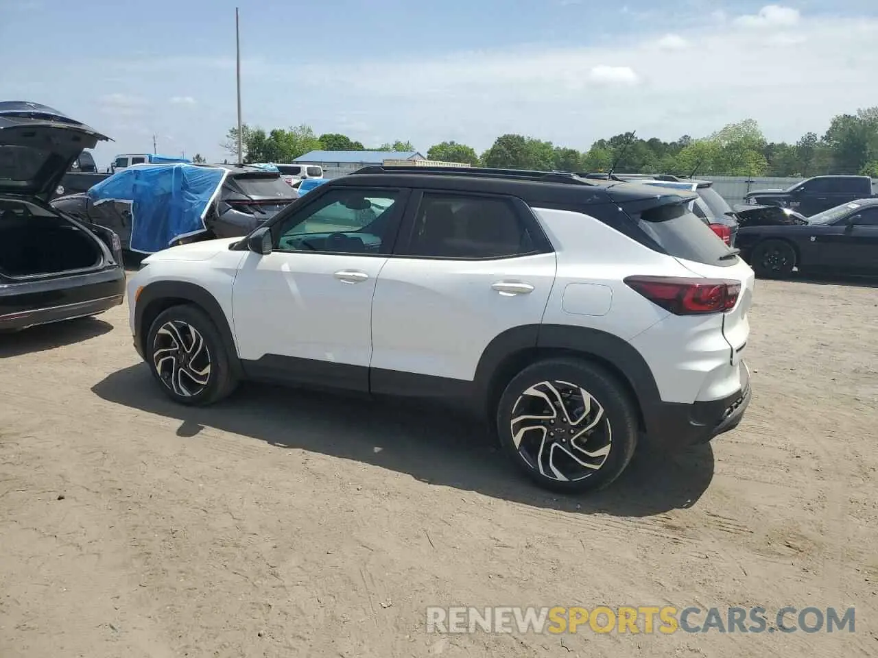 2 Фотография поврежденного автомобиля KL79MTSLXSB079105 CHEVROLET TRAILBLZR 2025