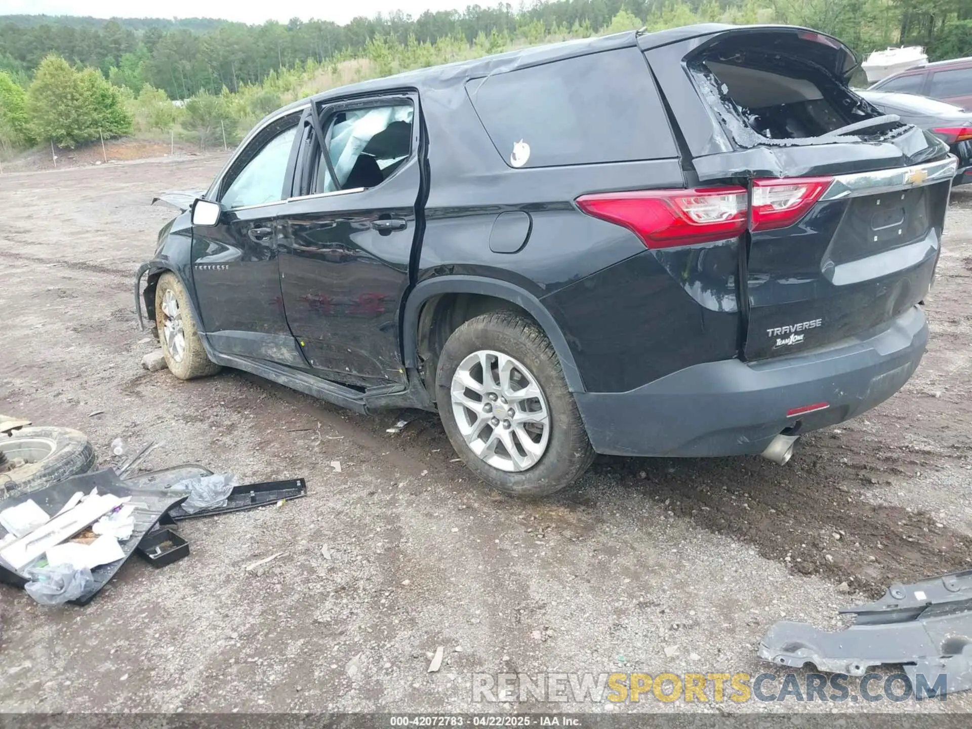 3 Photograph of a damaged car 1GNERFKW0KJ112060 CHEVROLET TRAVERSE 2019