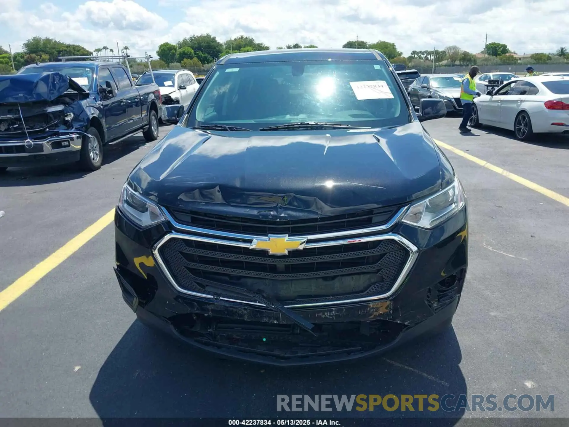 12 Фотография поврежденного автомобиля 1GNERFKW0KJ208934 CHEVROLET TRAVERSE 2019