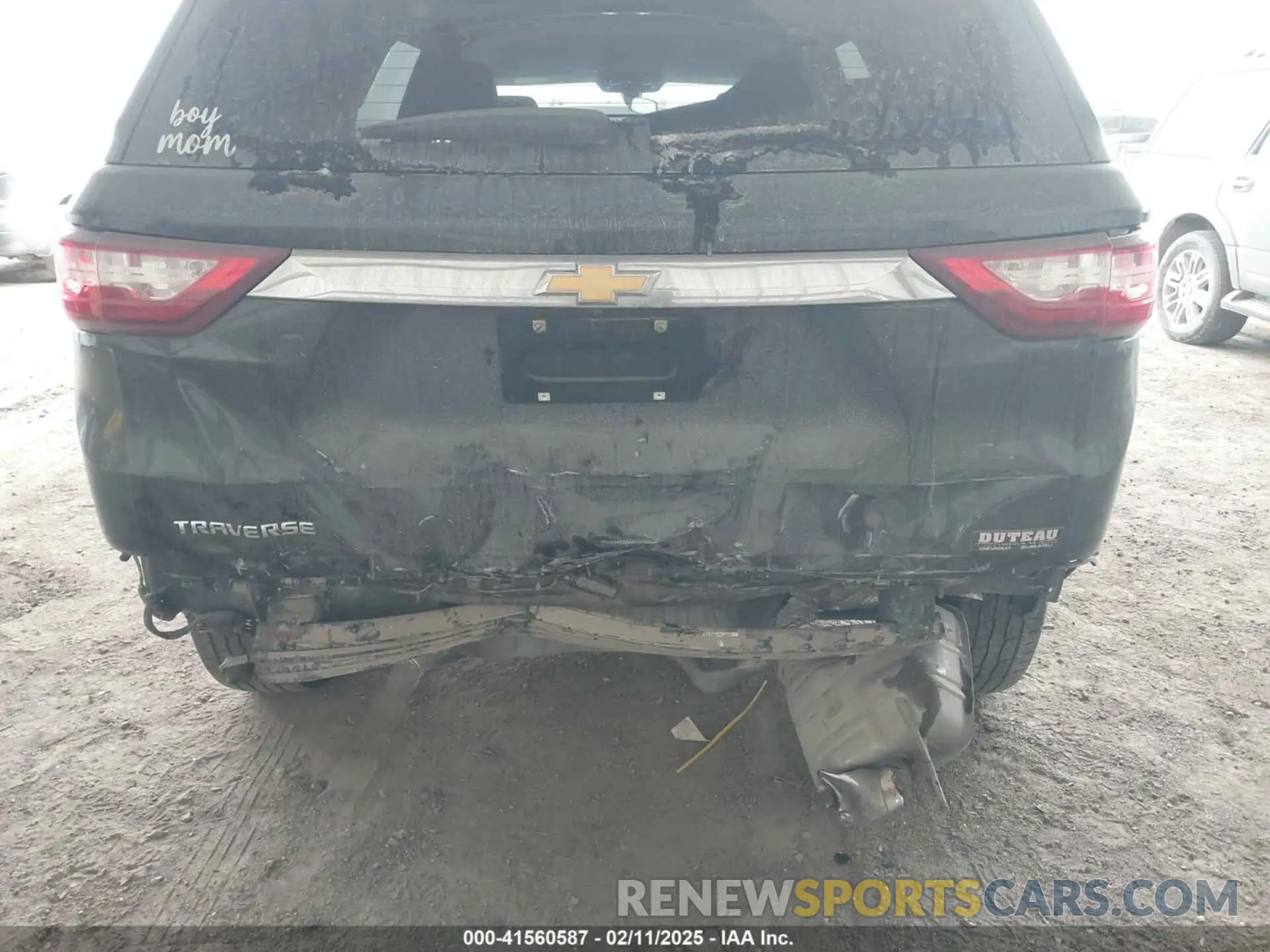 6 Photograph of a damaged car 1GNERFKW0KJ248012 CHEVROLET TRAVERSE 2019