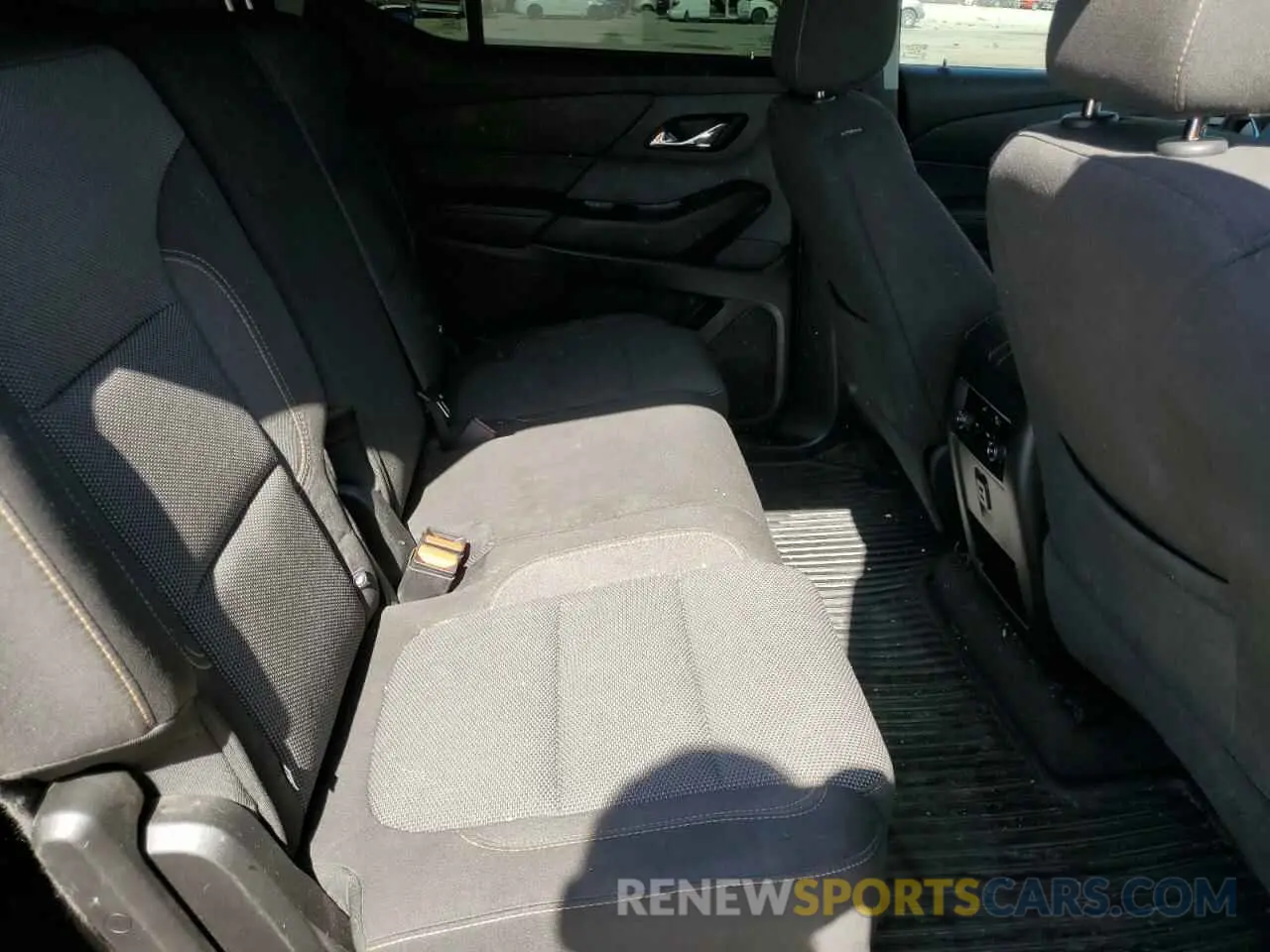 10 Photograph of a damaged car 1GNERFKW2KJ161261 CHEVROLET TRAVERSE 2019