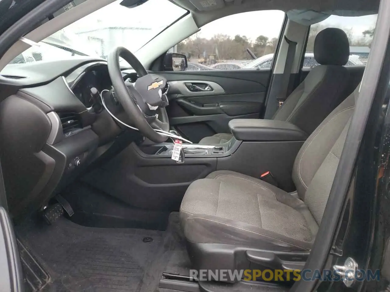7 Photograph of a damaged car 1GNERFKW2KJ257813 CHEVROLET TRAVERSE 2019