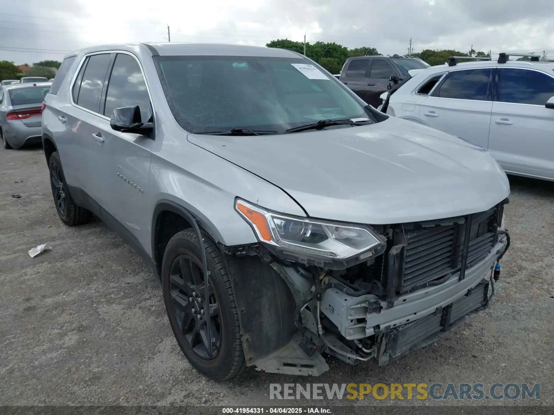 18 Фотография поврежденного автомобиля 1GNERFKW2KJ260713 CHEVROLET TRAVERSE 2019