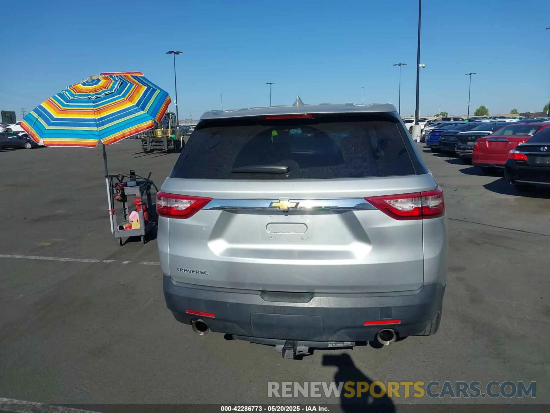 17 Фотография поврежденного автомобиля 1GNERFKW3KJ238929 CHEVROLET TRAVERSE 2019