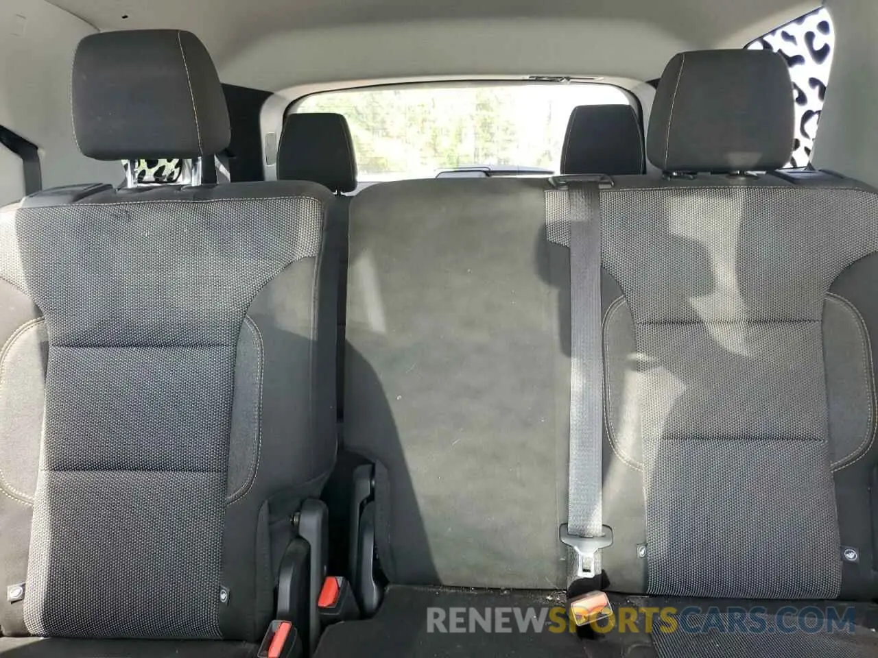 10 Фотография поврежденного автомобиля 1GNERFKW4KJ194696 CHEVROLET TRAVERSE 2019