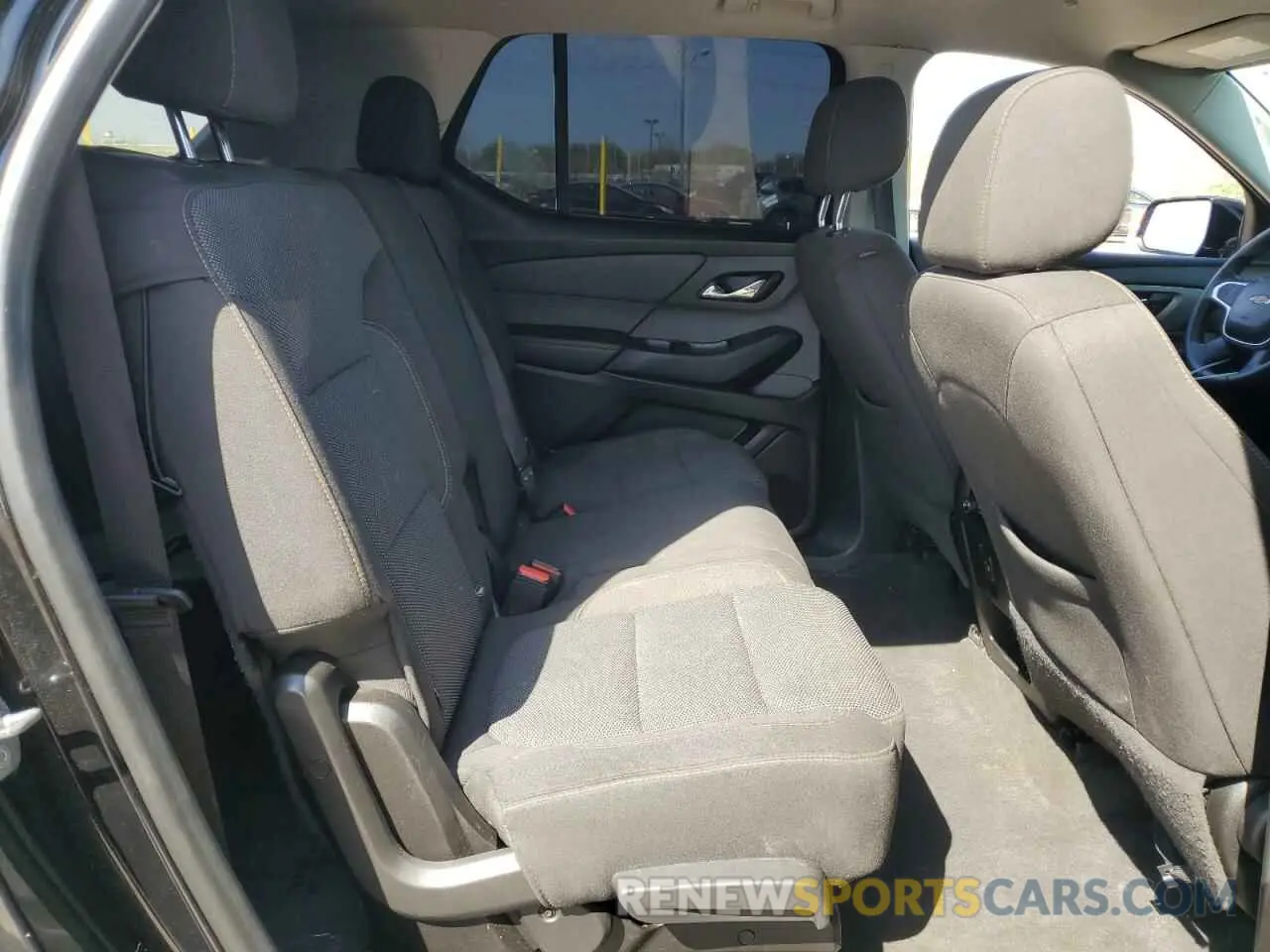11 Photograph of a damaged car 1GNERFKW4KJ303612 CHEVROLET TRAVERSE 2019
