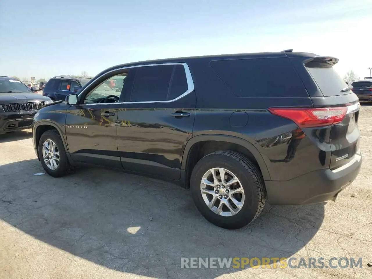 2 Photograph of a damaged car 1GNERFKW4KJ303612 CHEVROLET TRAVERSE 2019