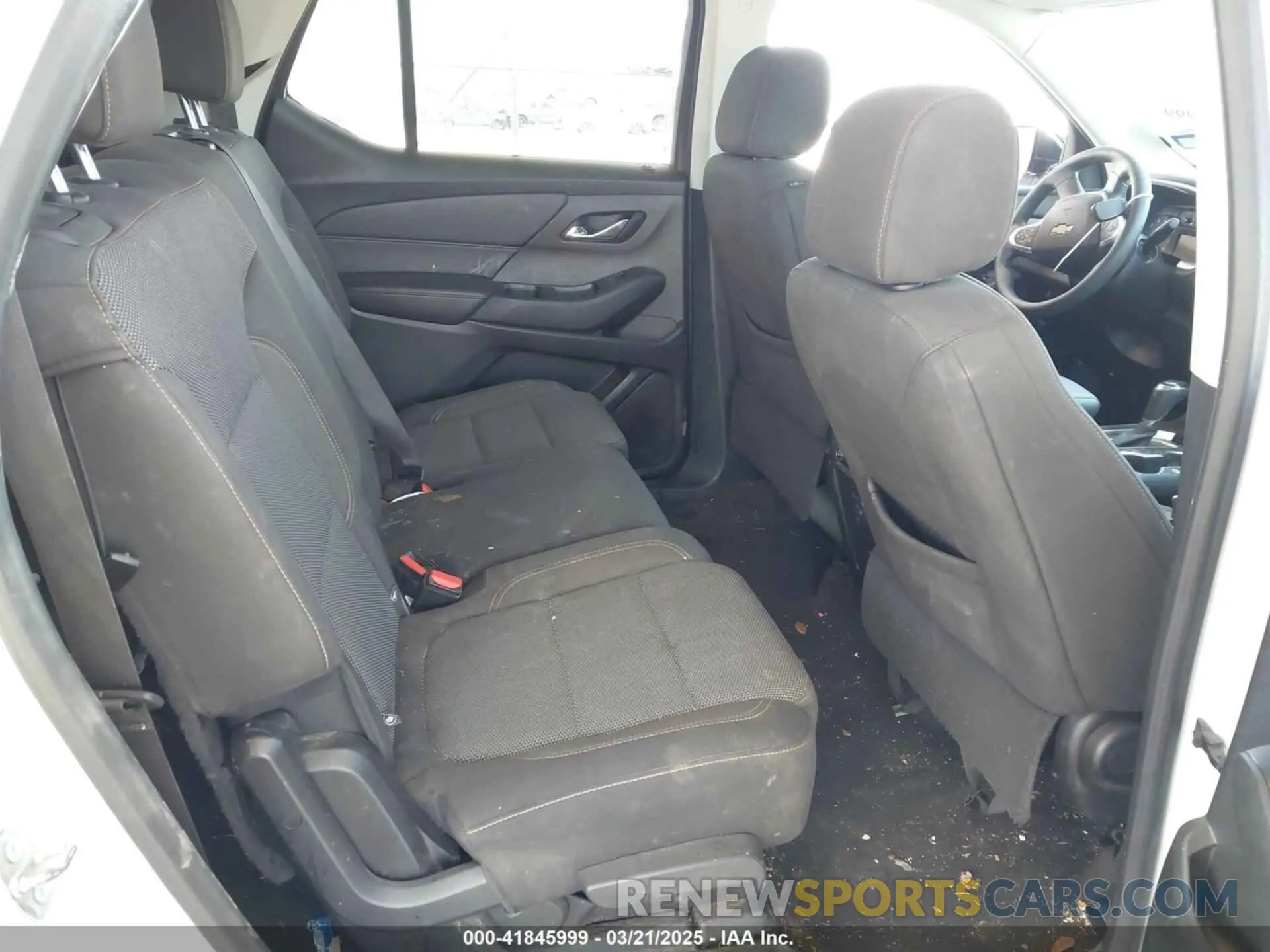 8 Photograph of a damaged car 1GNERFKW4KJ321432 CHEVROLET TRAVERSE 2019