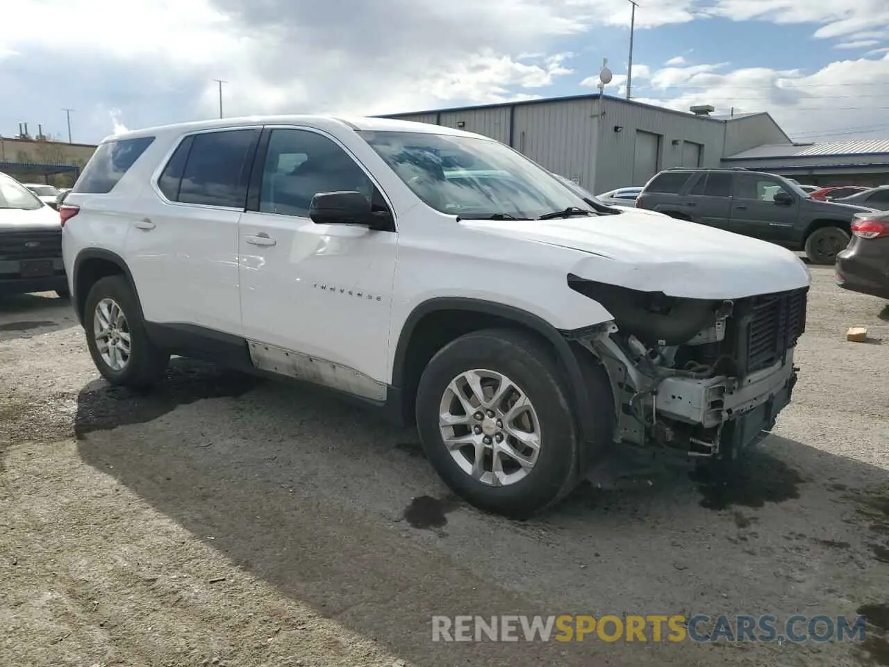 4 Photograph of a damaged car 1GNERFKW5KJ126424 CHEVROLET TRAVERSE 2019