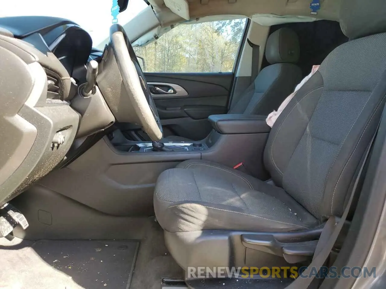 7 Фотография поврежденного автомобиля 1GNERFKW5KJ250497 CHEVROLET TRAVERSE 2019