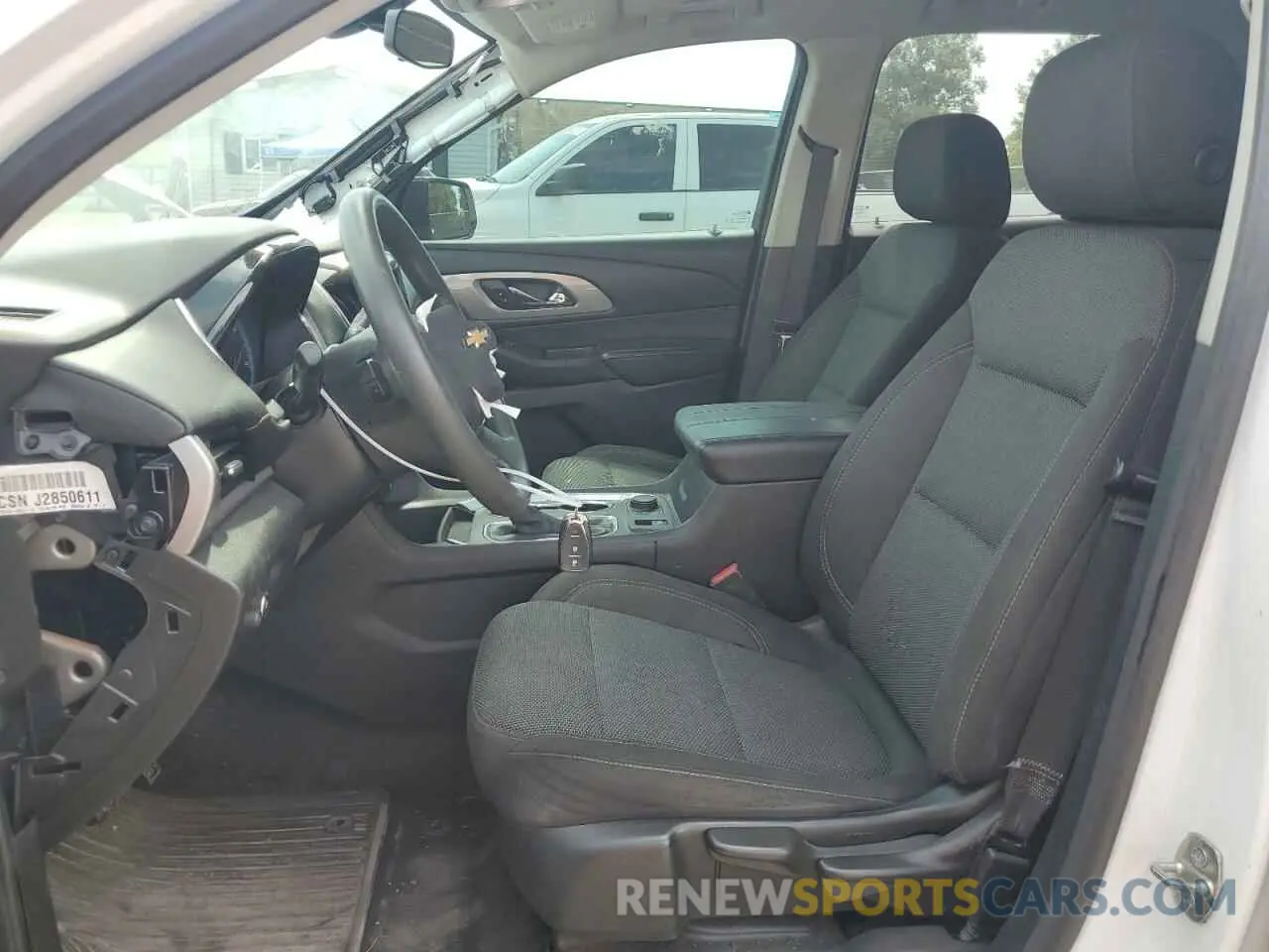 7 Photograph of a damaged car 1GNERFKW5KJ301125 CHEVROLET TRAVERSE 2019
