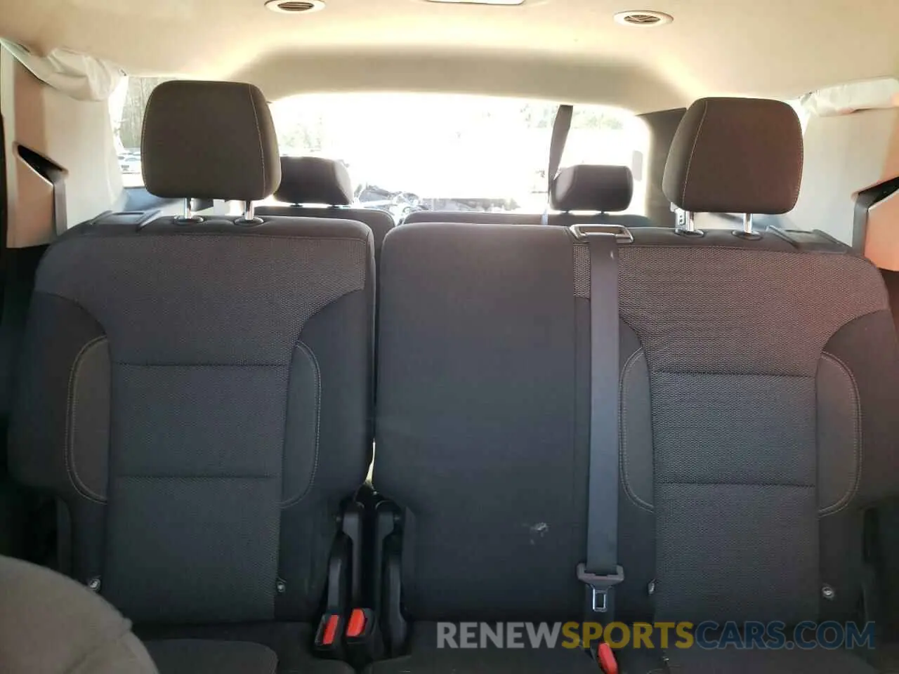 10 Photograph of a damaged car 1GNERFKW5KJ317552 CHEVROLET TRAVERSE 2019