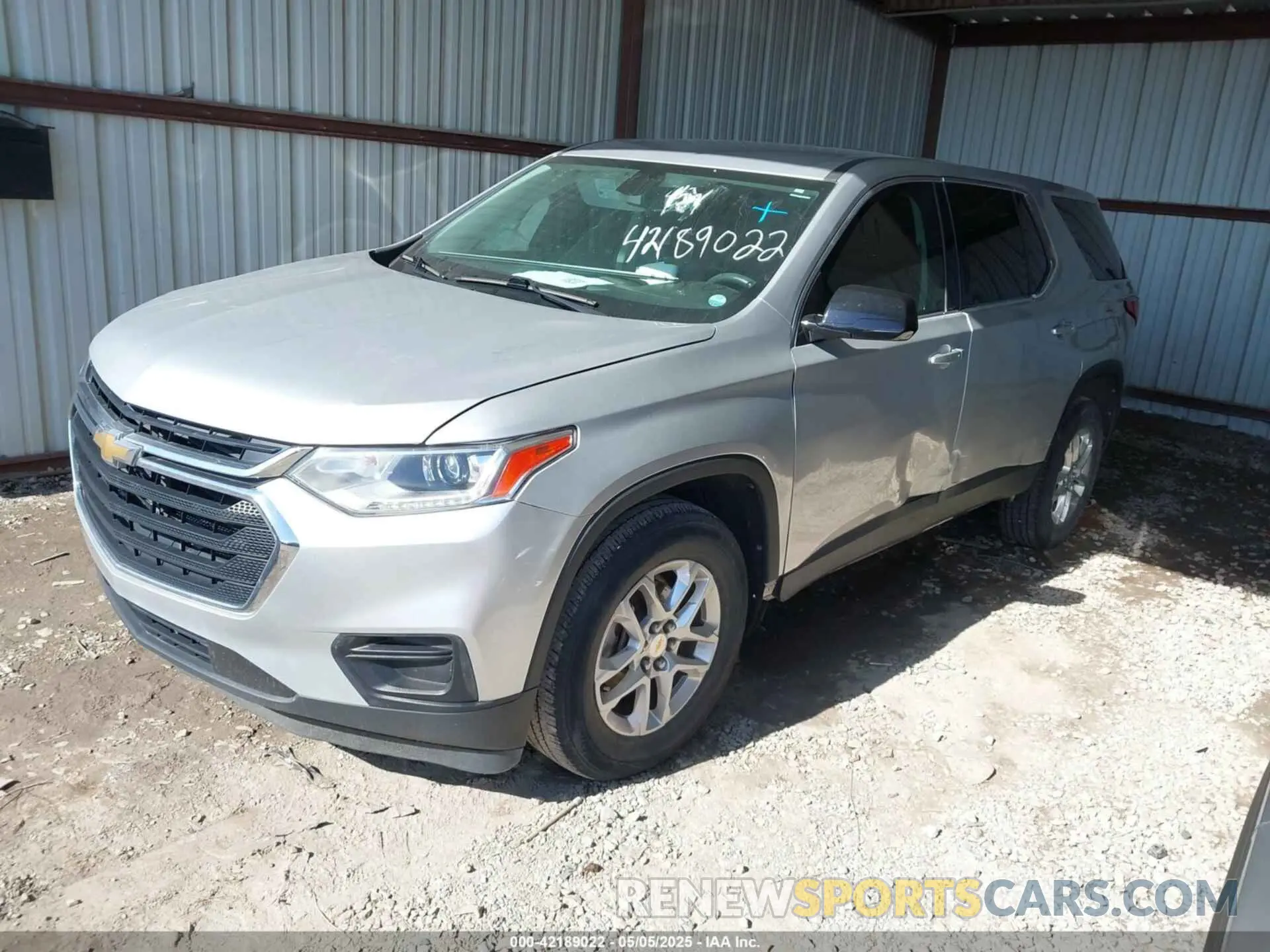 2 Photograph of a damaged car 1GNERFKW7KJ161952 CHEVROLET TRAVERSE 2019