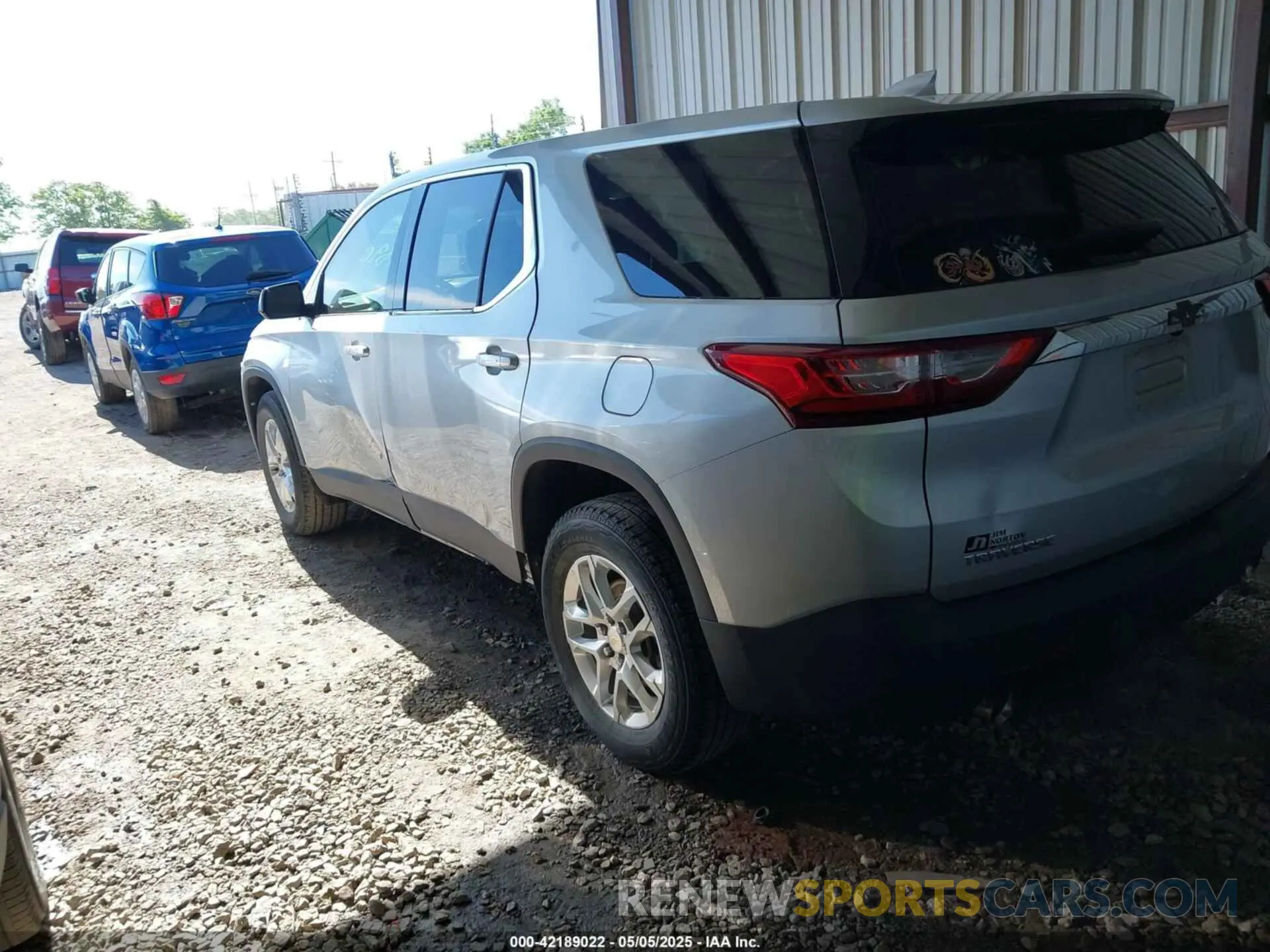 3 Photograph of a damaged car 1GNERFKW7KJ161952 CHEVROLET TRAVERSE 2019