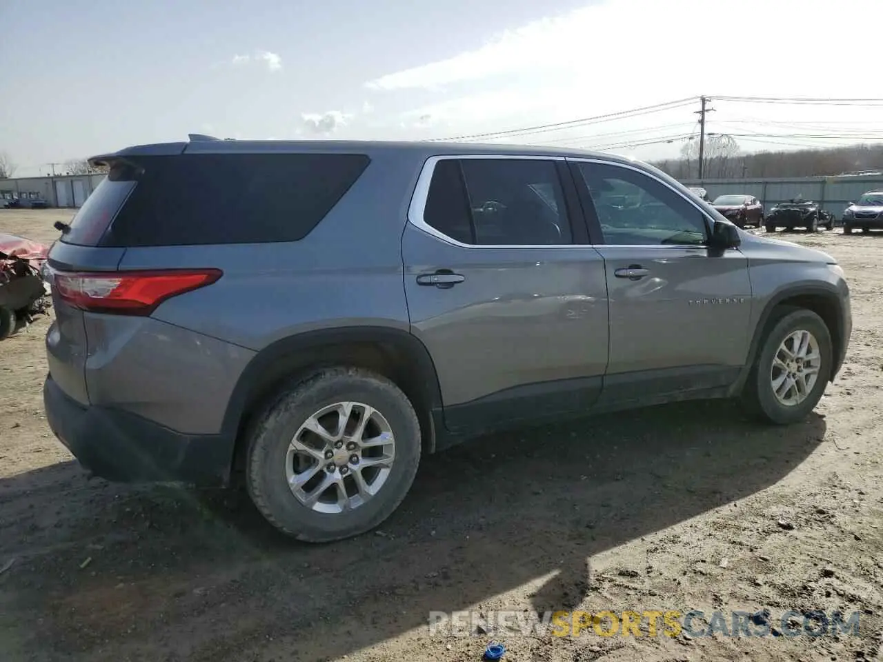 3 Photograph of a damaged car 1GNERFKW7KJ189363 CHEVROLET TRAVERSE 2019