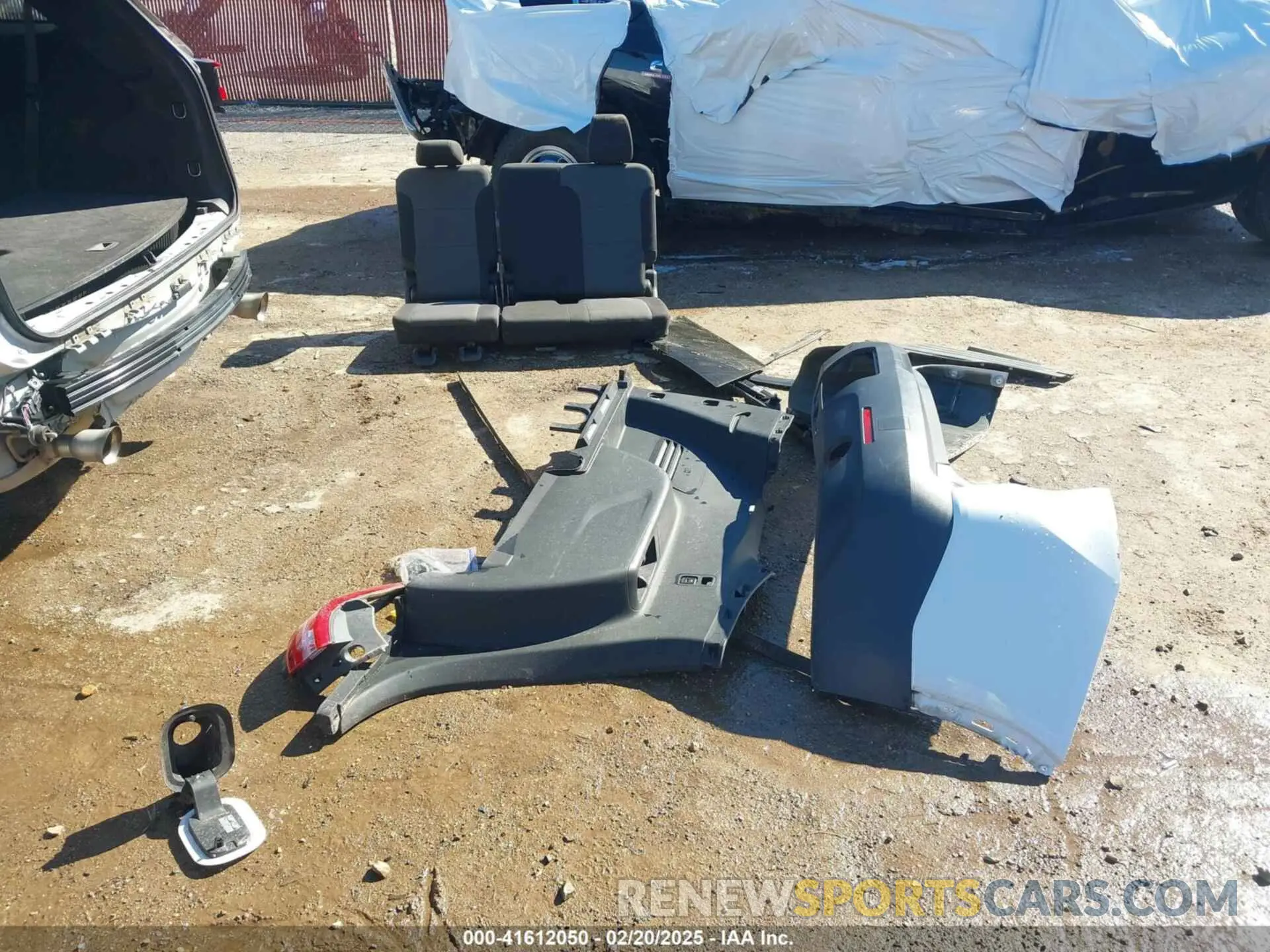 12 Photograph of a damaged car 1GNERFKW7KJ224791 CHEVROLET TRAVERSE 2019