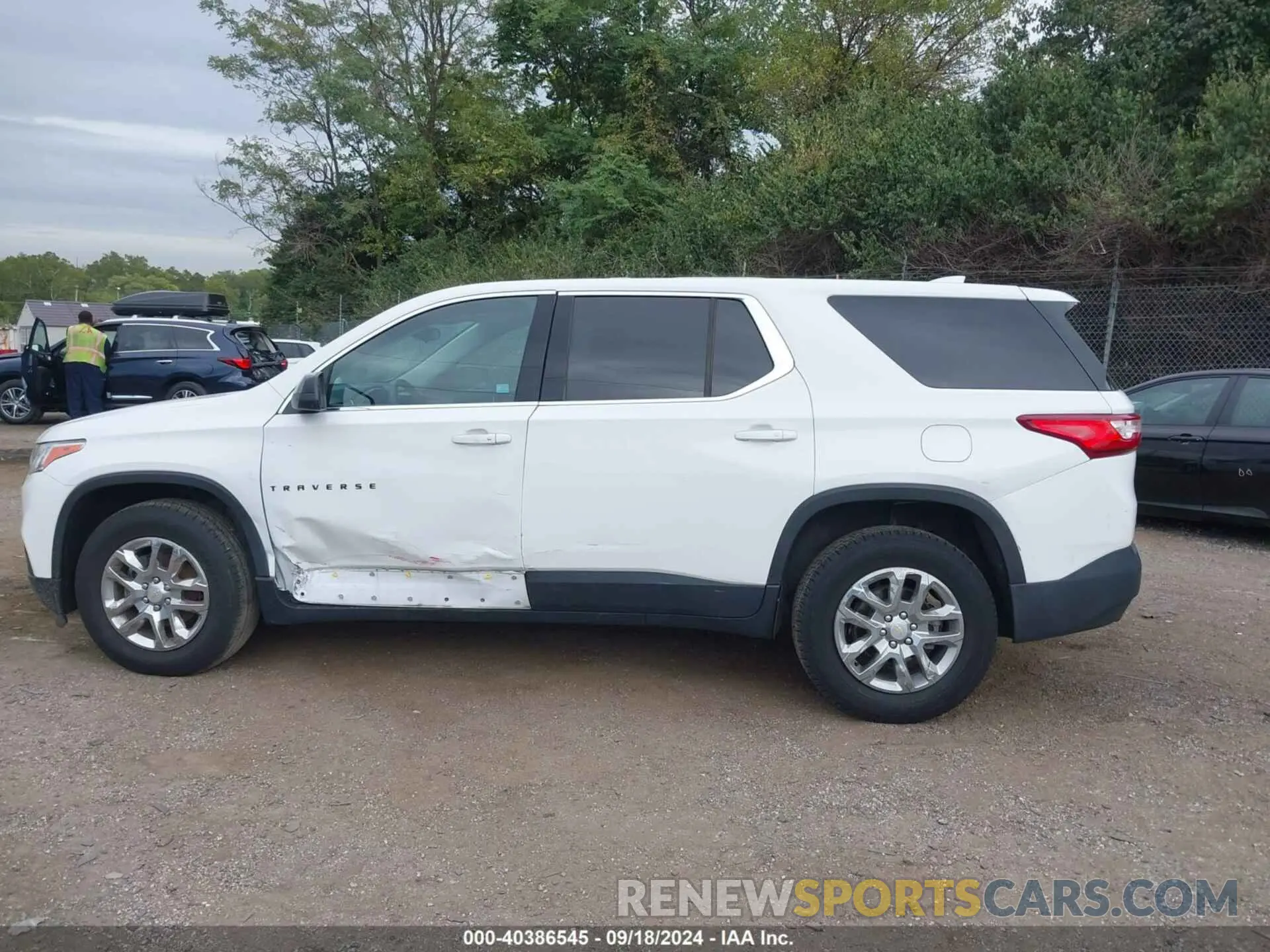 14 Photograph of a damaged car 1GNERFKW8KJ146344 CHEVROLET TRAVERSE 2019