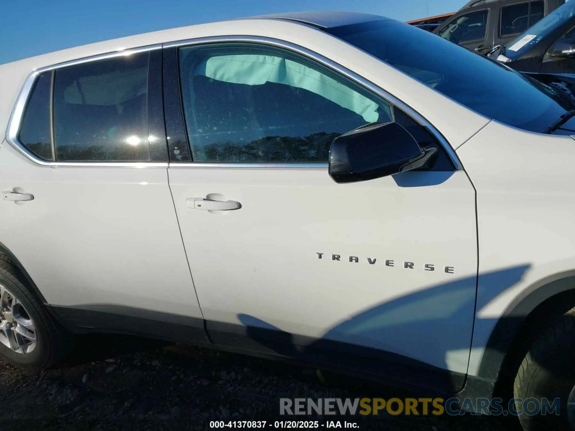 13 Photograph of a damaged car 1GNERFKW8KJ238411 CHEVROLET TRAVERSE 2019