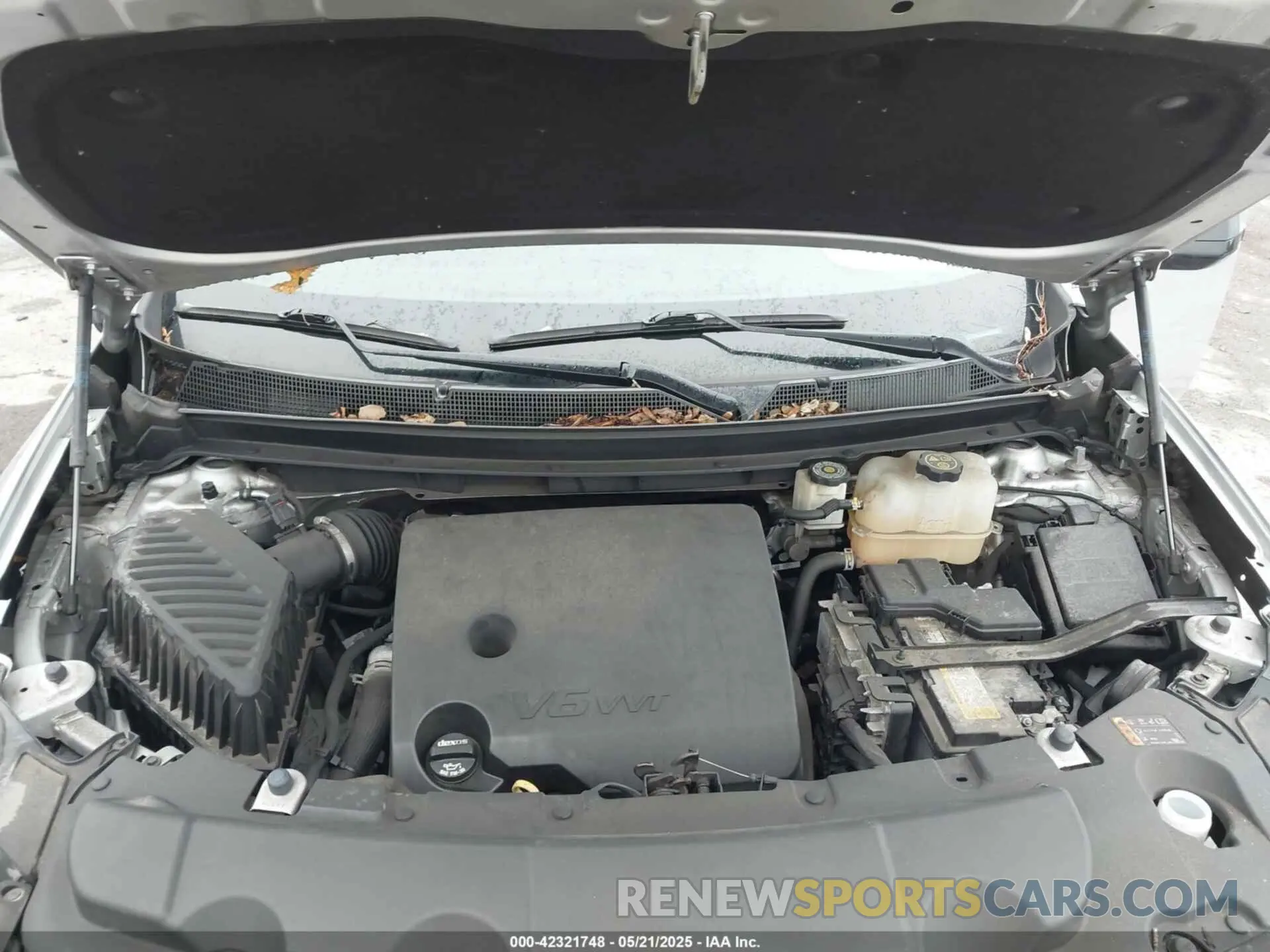 10 Photograph of a damaged car 1GNERFKW8KJ281842 CHEVROLET TRAVERSE 2019