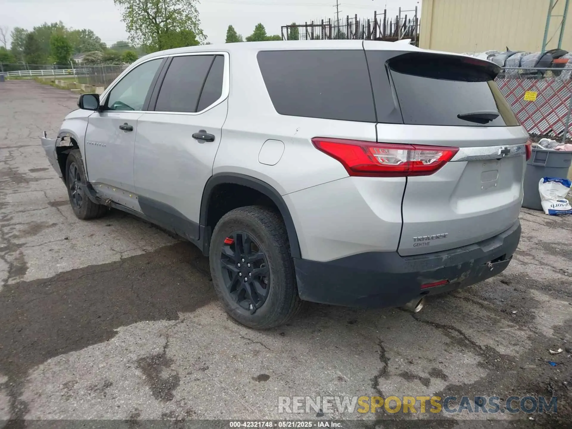 3 Photograph of a damaged car 1GNERFKW8KJ281842 CHEVROLET TRAVERSE 2019