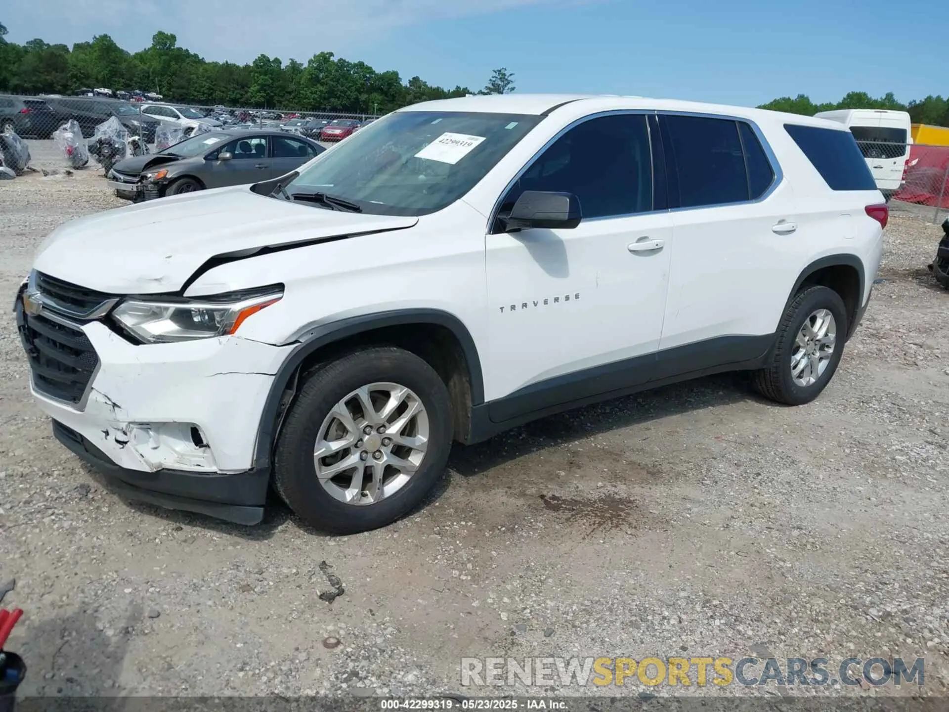 2 Photograph of a damaged car 1GNERFKW8KJ321367 CHEVROLET TRAVERSE 2019