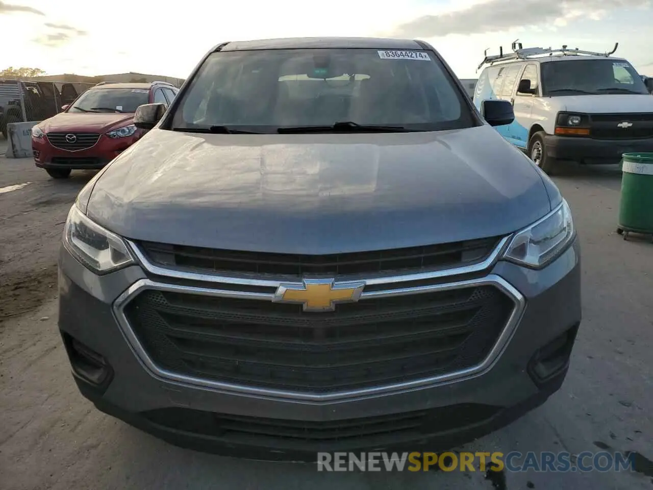 5 Photograph of a damaged car 1GNERFKWXKJ107951 CHEVROLET TRAVERSE 2019