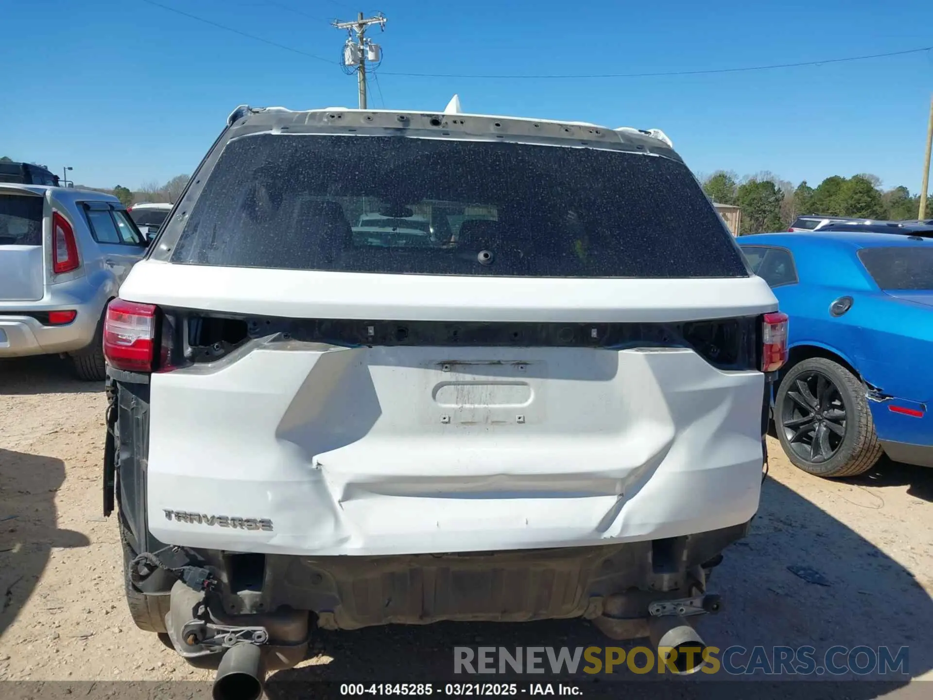 16 Photograph of a damaged car 1GNERFKWXKJ286587 CHEVROLET TRAVERSE 2019
