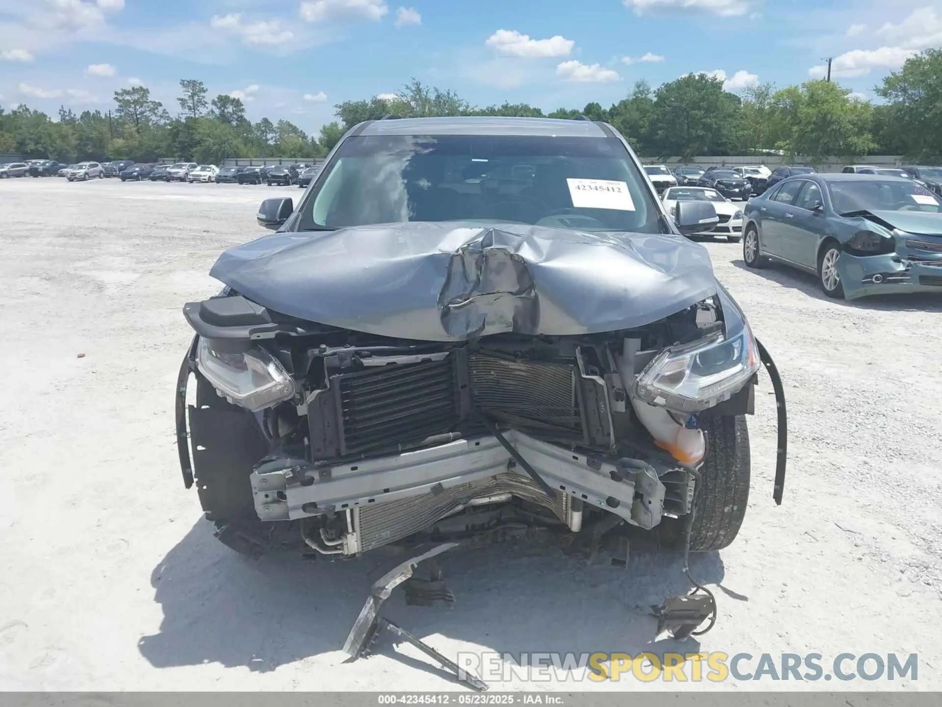 12 Photograph of a damaged car 1GNERGKW0KJ123288 CHEVROLET TRAVERSE 2019
