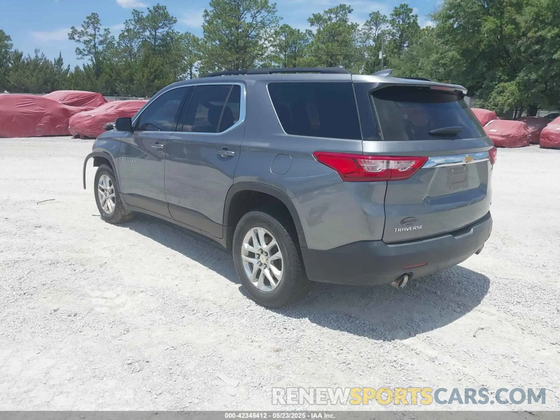 3 Photograph of a damaged car 1GNERGKW0KJ123288 CHEVROLET TRAVERSE 2019