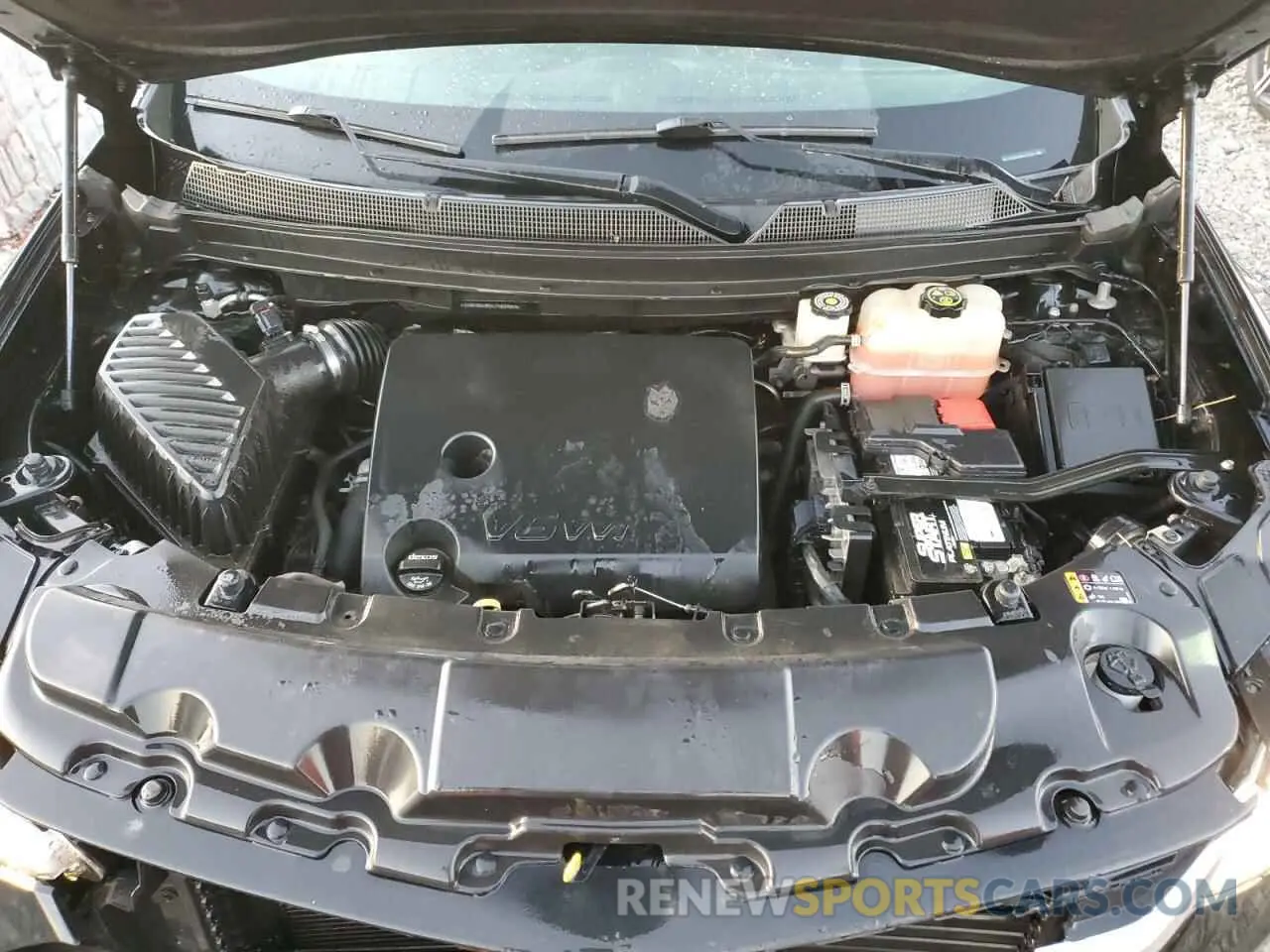 12 Photograph of a damaged car 1GNERGKW0KJ142407 CHEVROLET TRAVERSE 2019