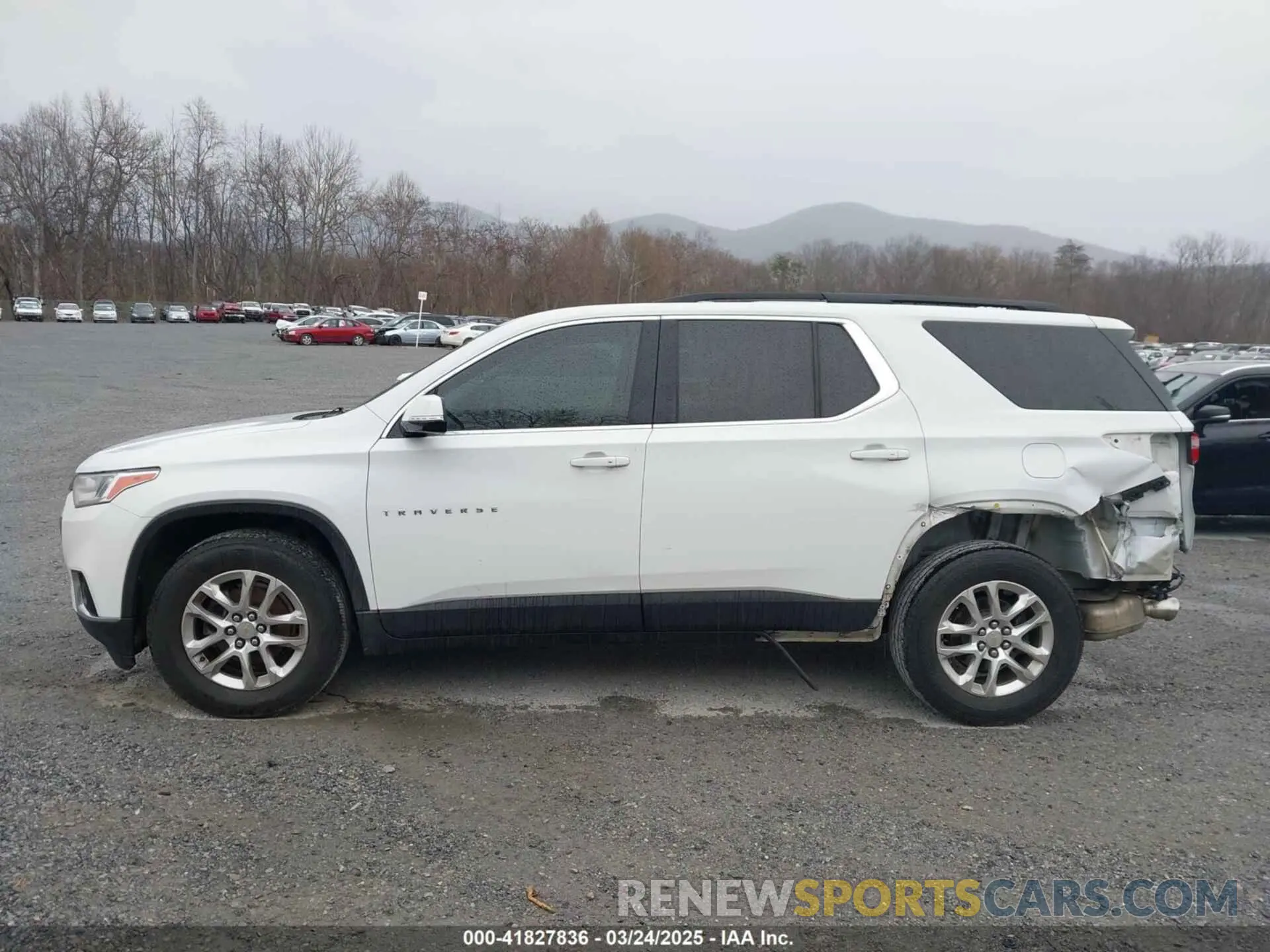 14 Фотография поврежденного автомобиля 1GNERGKW0KJ221320 CHEVROLET TRAVERSE 2019