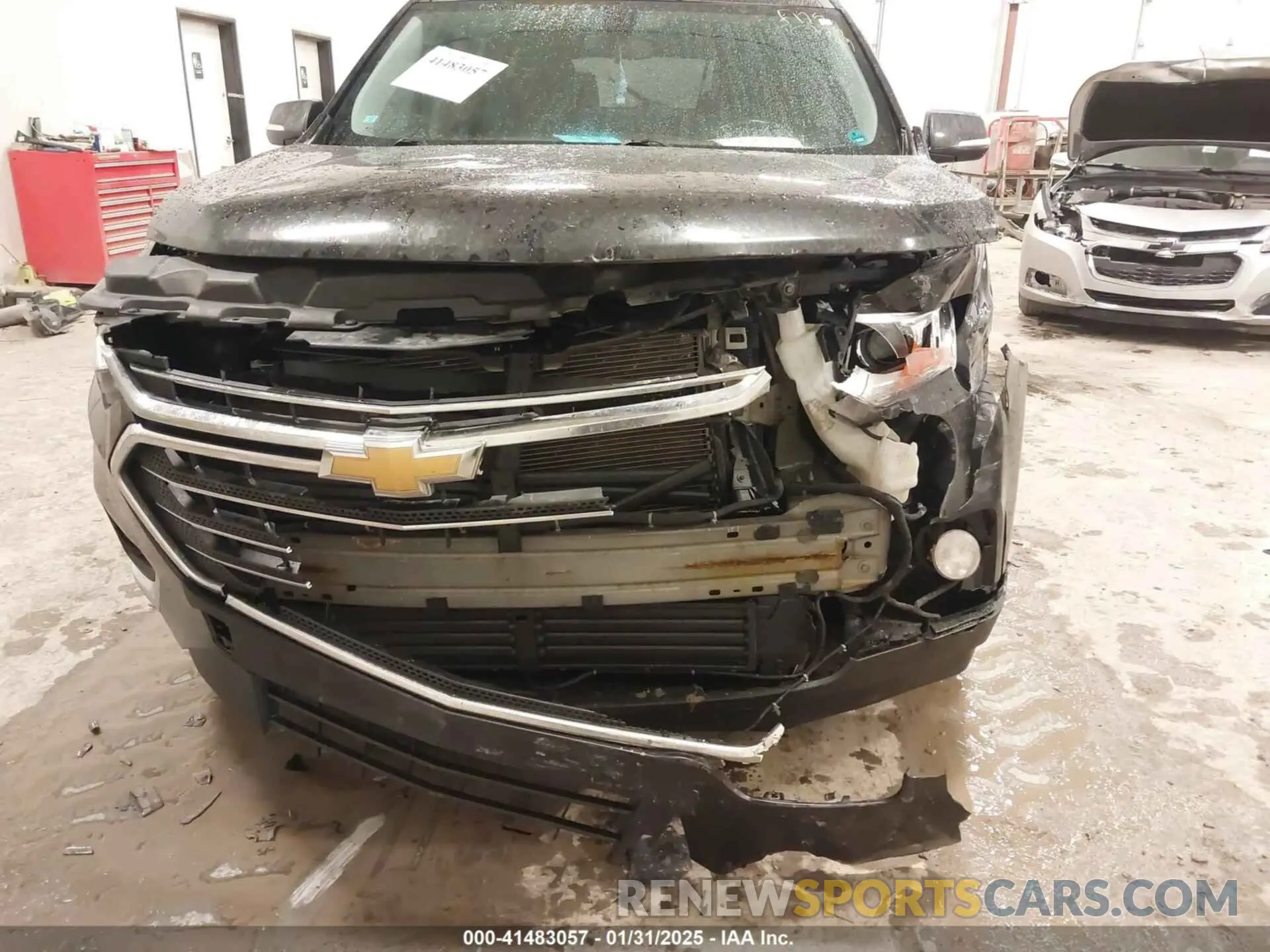 6 Photograph of a damaged car 1GNERGKW2KJ129139 CHEVROLET TRAVERSE 2019