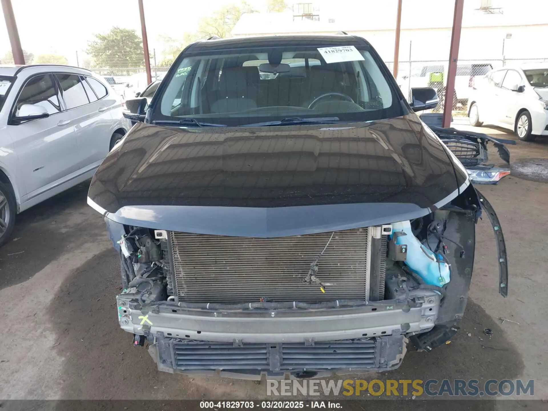 6 Photograph of a damaged car 1GNERGKW2KJ171732 CHEVROLET TRAVERSE 2019