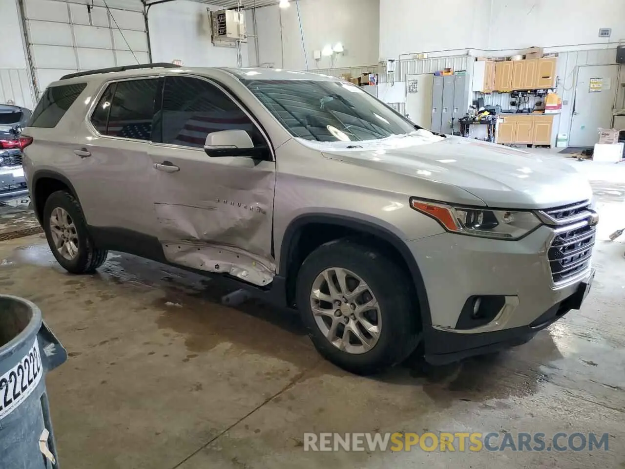 4 Фотография поврежденного автомобиля 1GNERGKW2KJ243531 CHEVROLET TRAVERSE 2019