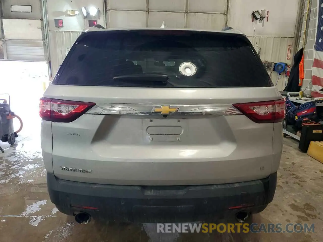 6 Фотография поврежденного автомобиля 1GNERGKW2KJ243531 CHEVROLET TRAVERSE 2019