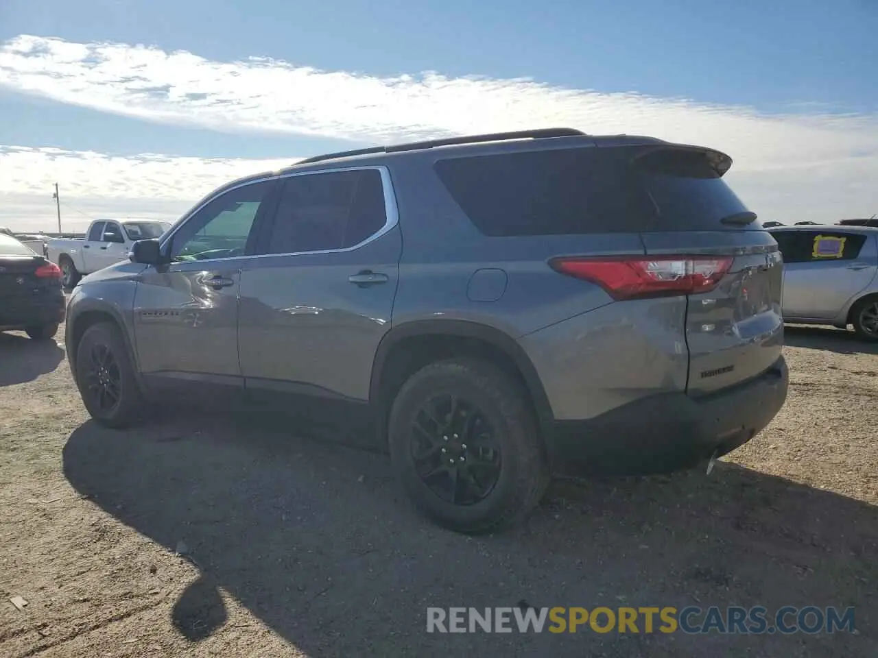 2 Photograph of a damaged car 1GNERGKW2KJ312573 CHEVROLET TRAVERSE 2019