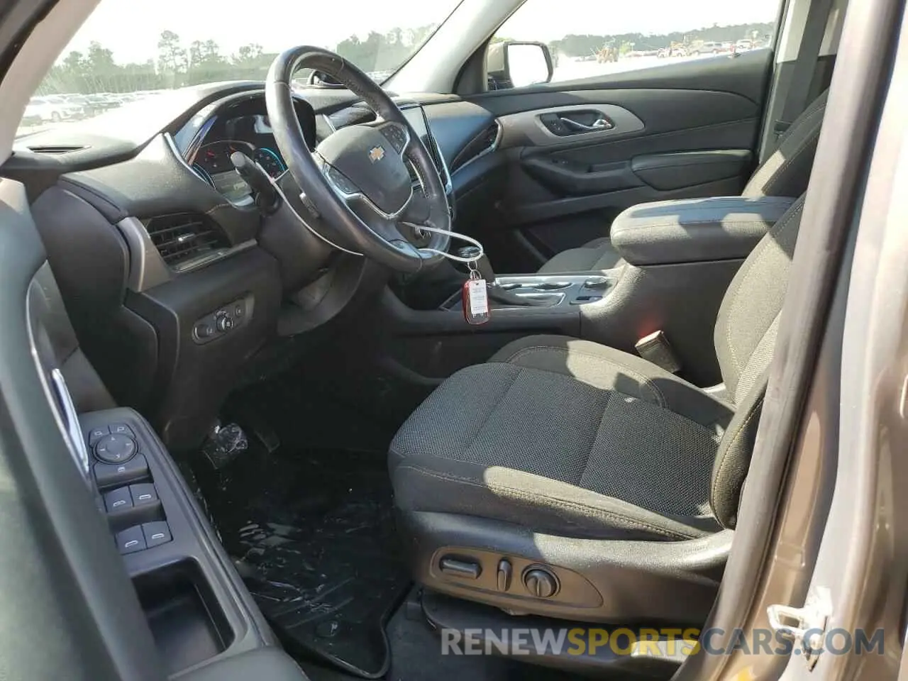 7 Фотография поврежденного автомобиля 1GNERGKW4KJ183767 CHEVROLET TRAVERSE 2019