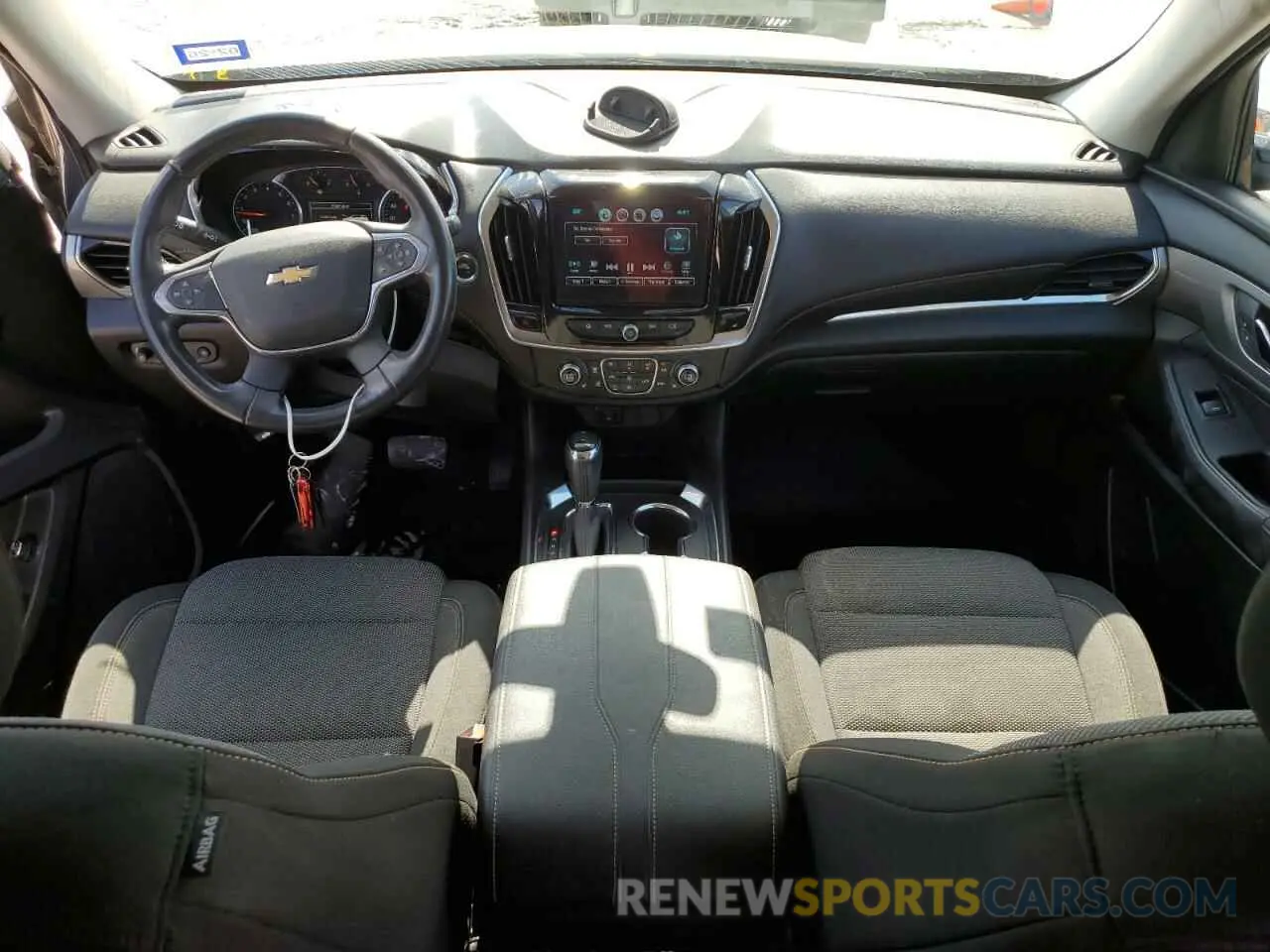8 Фотография поврежденного автомобиля 1GNERGKW4KJ183767 CHEVROLET TRAVERSE 2019