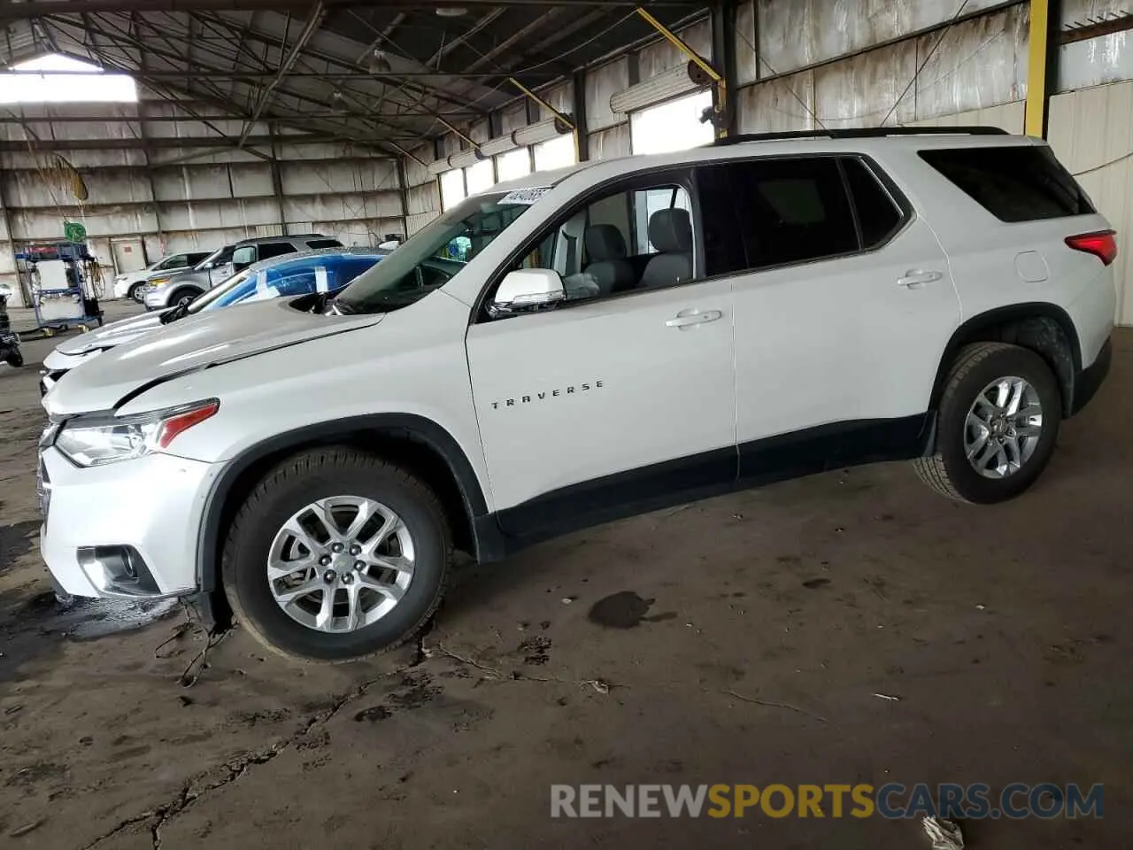 1 Photograph of a damaged car 1GNERGKW4KJ194512 CHEVROLET TRAVERSE 2019