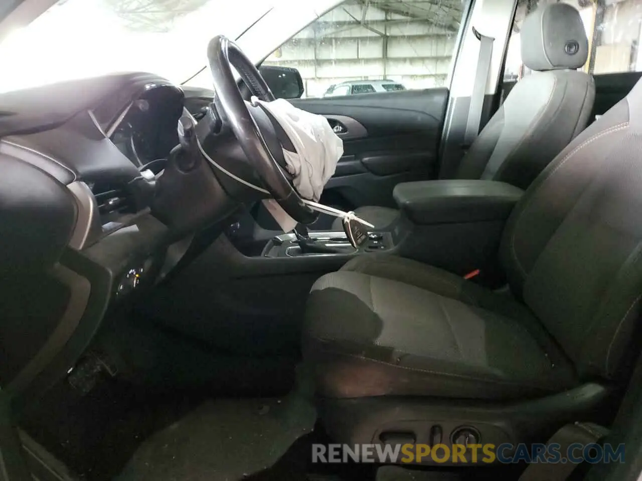 7 Photograph of a damaged car 1GNERGKW4KJ194512 CHEVROLET TRAVERSE 2019