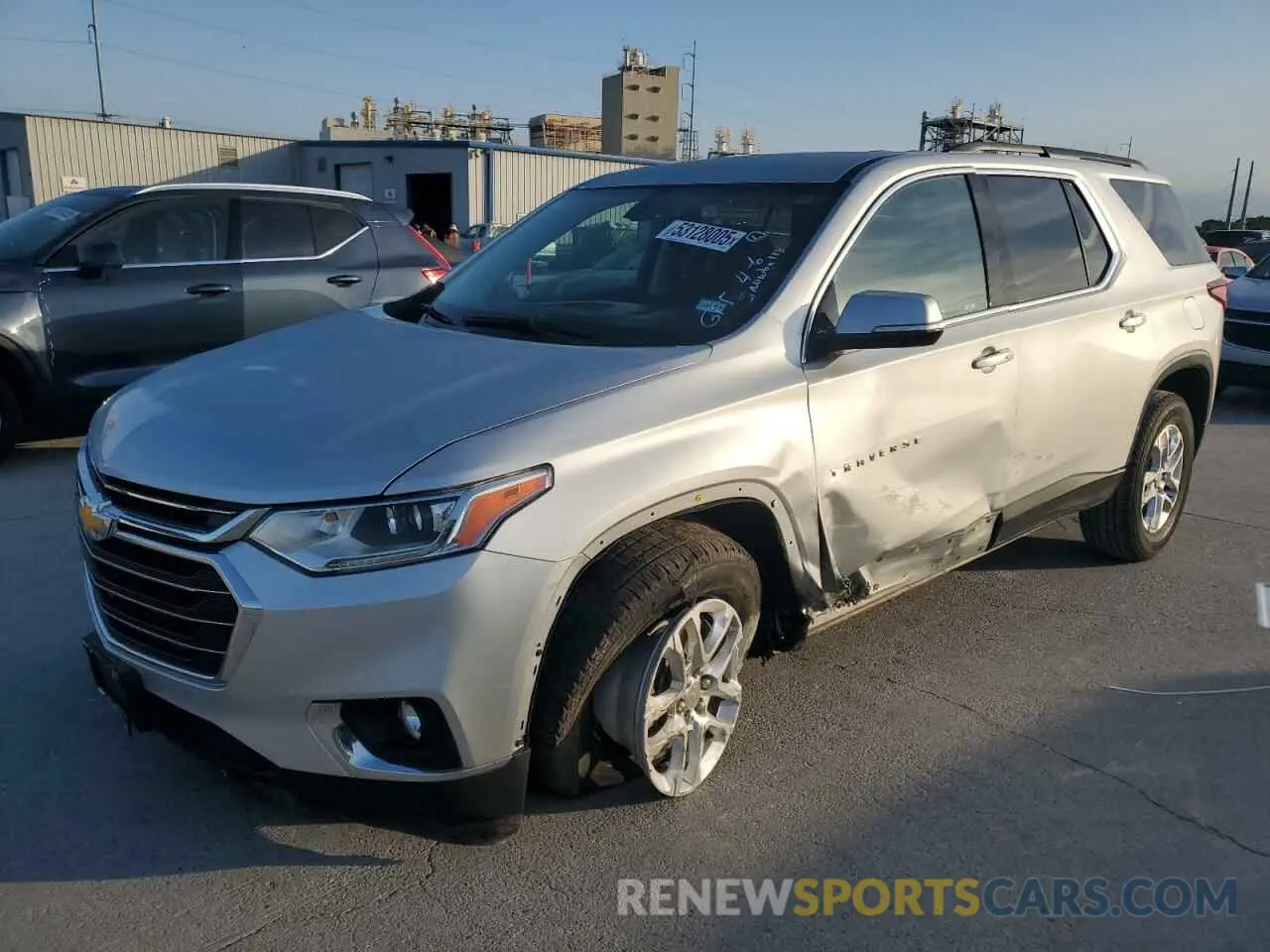 1 Photograph of a damaged car 1GNERGKW4KJ219845 CHEVROLET TRAVERSE 2019