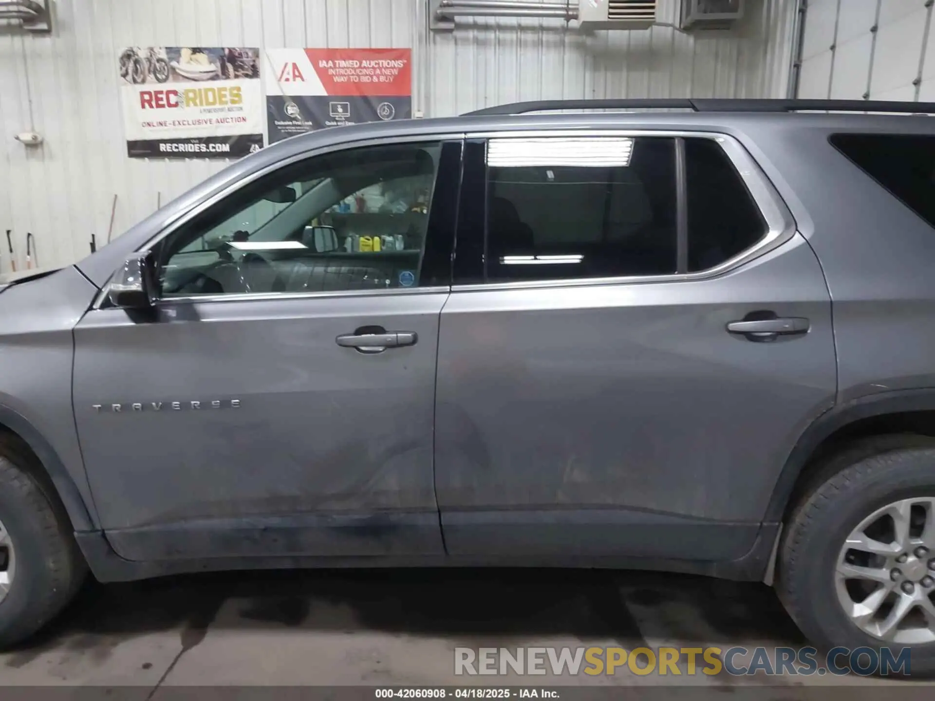 14 Photograph of a damaged car 1GNERGKW4KJ295579 CHEVROLET TRAVERSE 2019