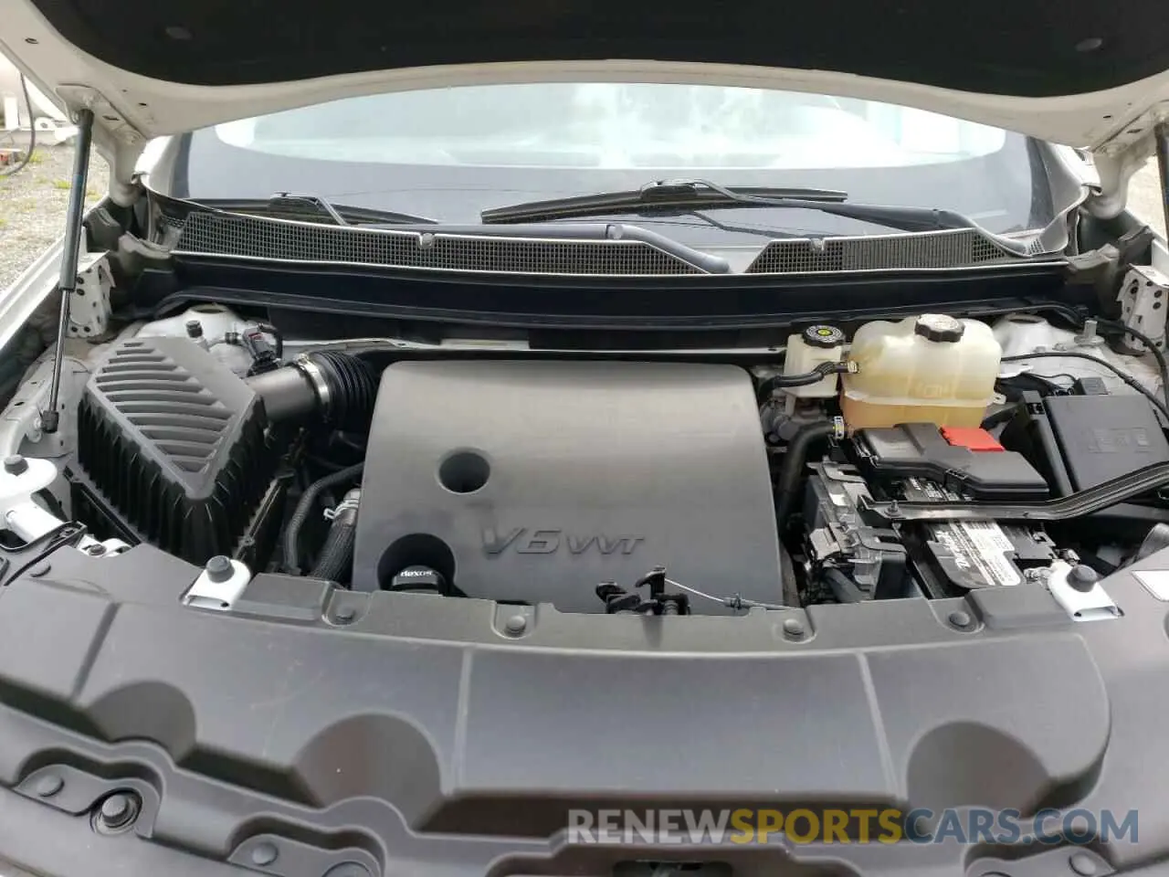 12 Photograph of a damaged car 1GNERGKW5KJ207932 CHEVROLET TRAVERSE 2019