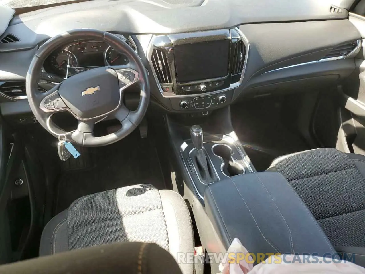 8 Фотография поврежденного автомобиля 1GNERGKW5KJ249839 CHEVROLET TRAVERSE 2019