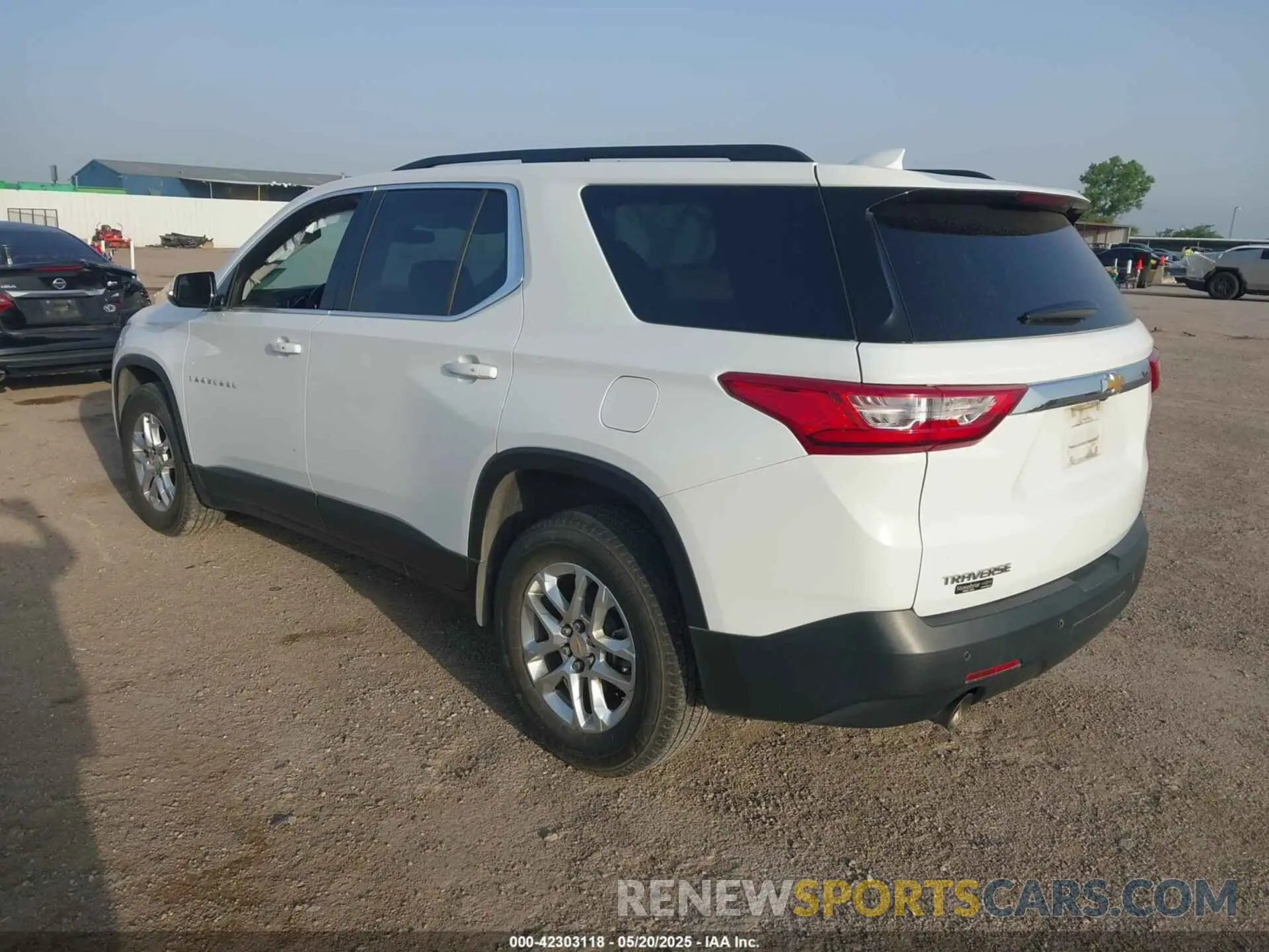 3 Photograph of a damaged car 1GNERGKW5KJ265846 CHEVROLET TRAVERSE 2019