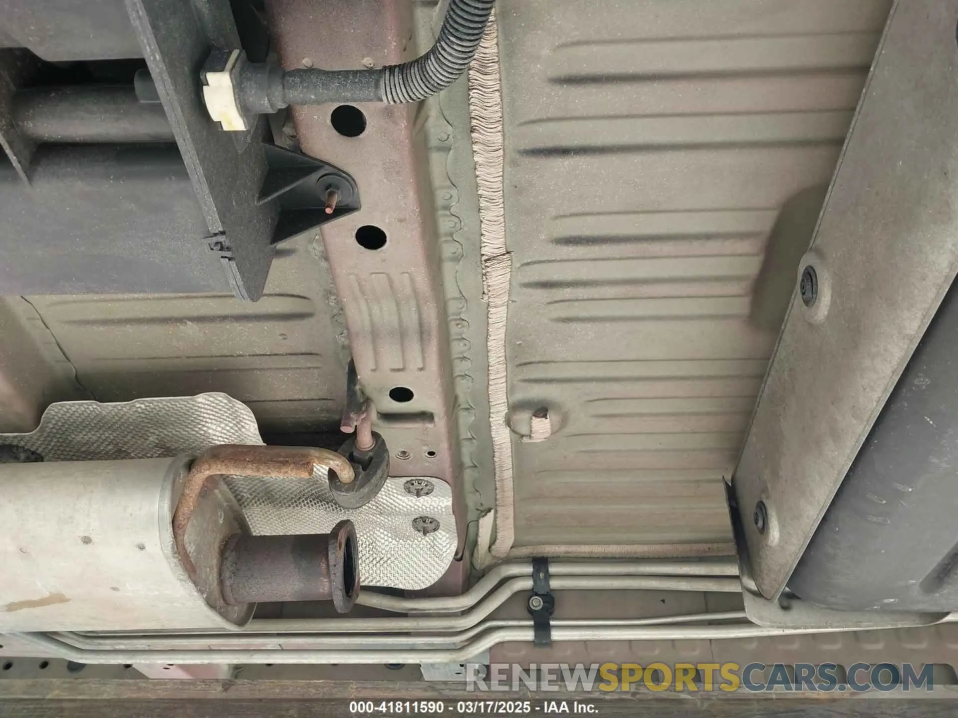 21 Photograph of a damaged car 1GNERGKW7KJ113986 CHEVROLET TRAVERSE 2019