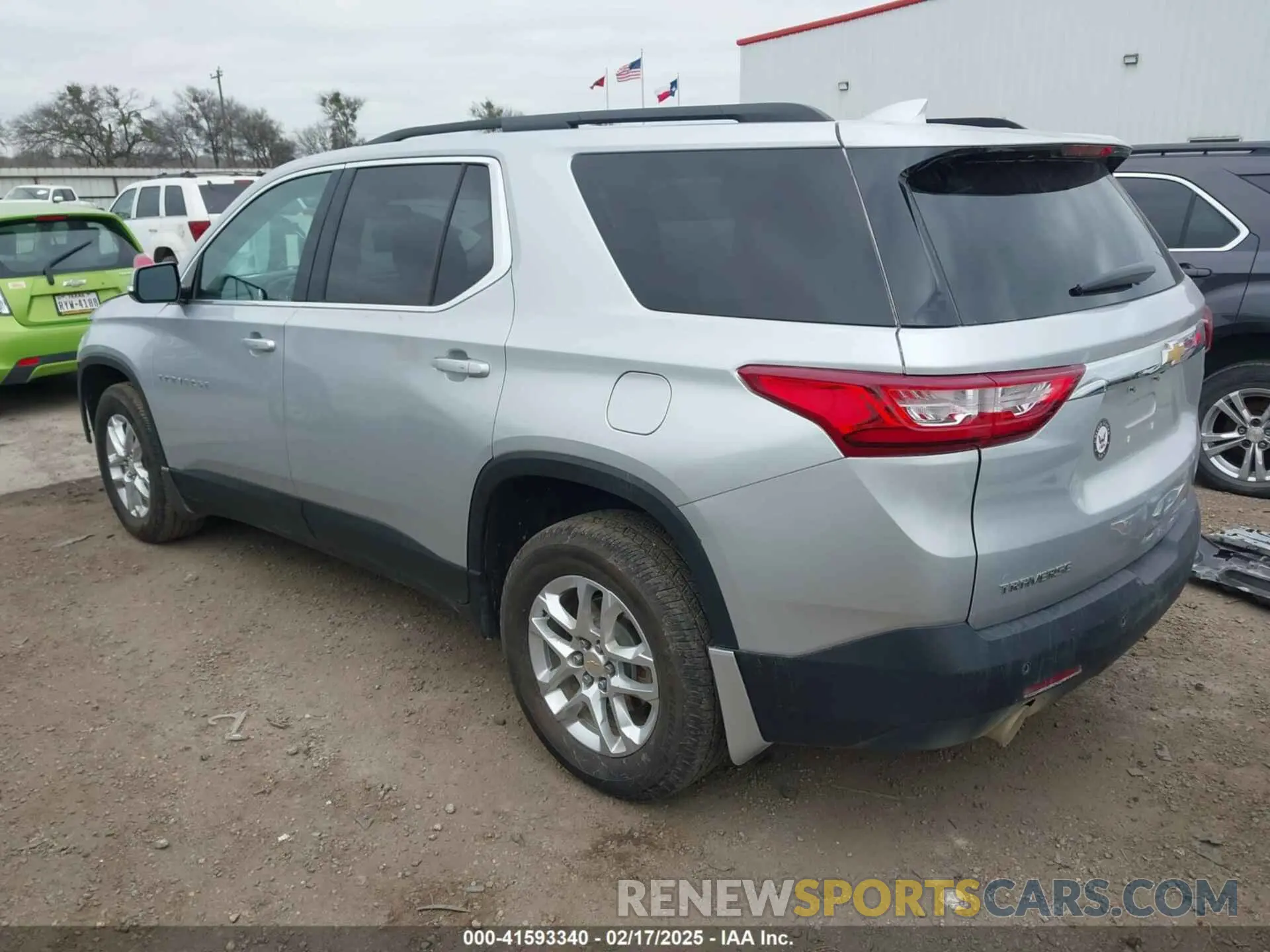 3 Фотография поврежденного автомобиля 1GNERGKW7KJ191071 CHEVROLET TRAVERSE 2019
